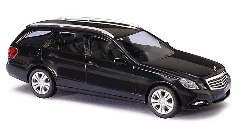 BUSCH 60204 1:87 - Bausatz: Mercedes E-Klasse T-Mod. Braun
