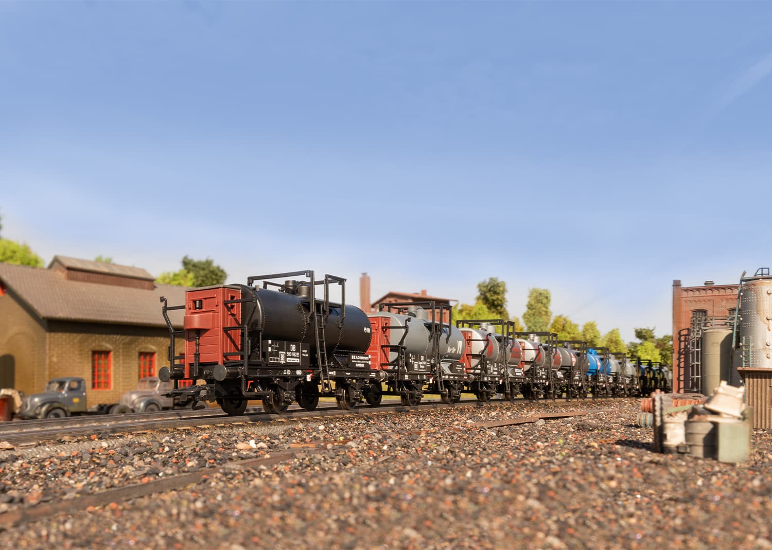 Produktbild Märklin 00719 H0 Display Kesselwagen mit zwei Radsätzen 2 von 6