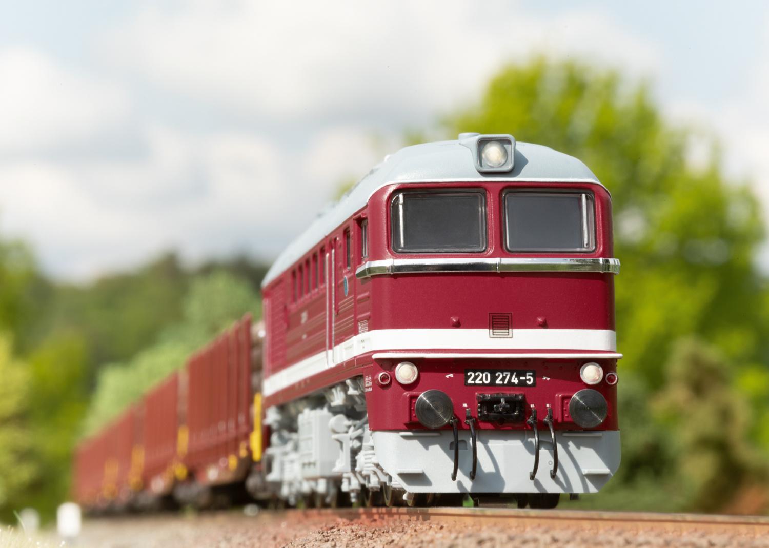 Produktbild Märklin 39201 H0 Diesellokomotive Baureihe 220 5 von 5