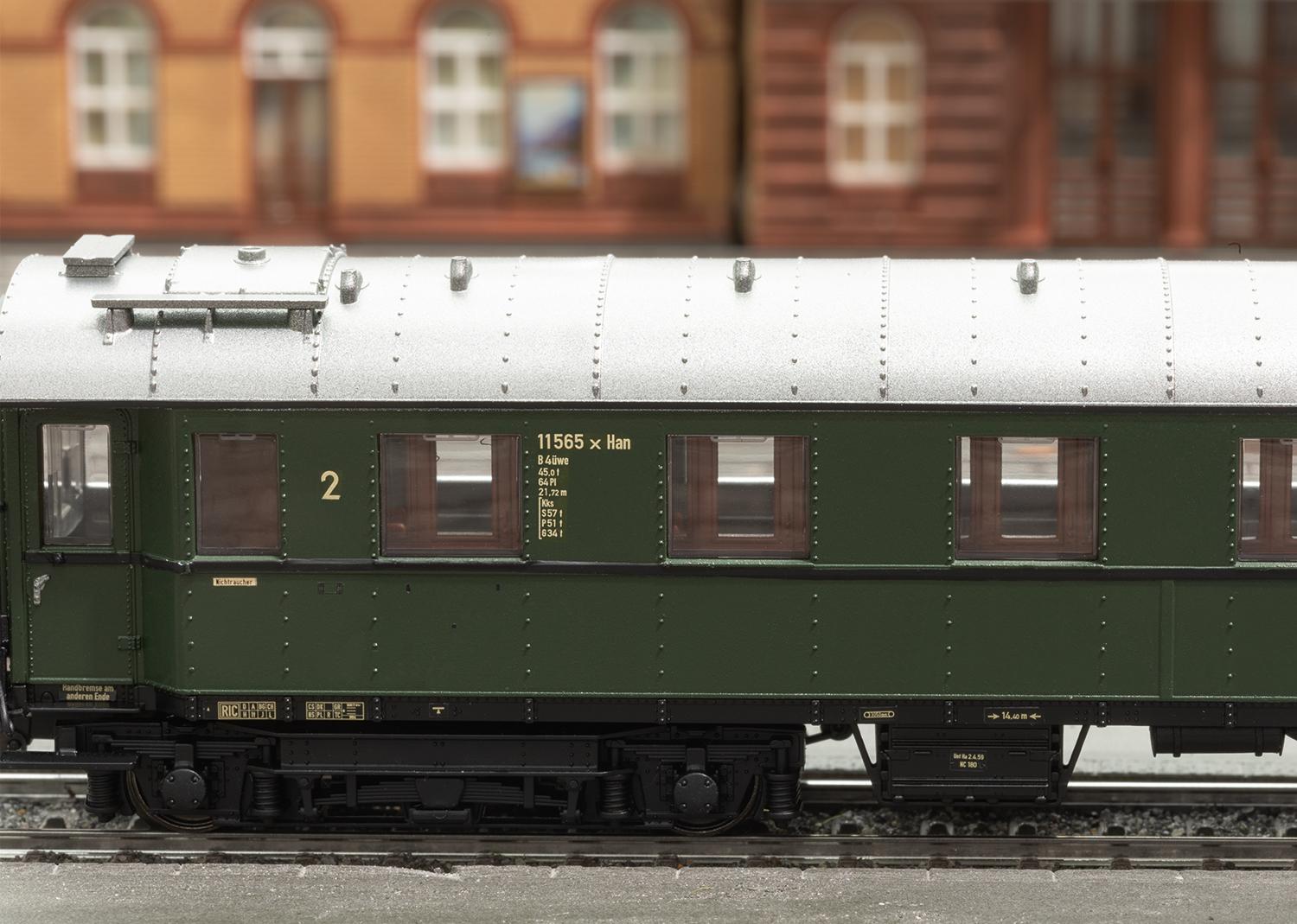 Produktbild Märklin 42500 H0 Schnellzugwagen B4üwe, 2. Klasse 2 von 2