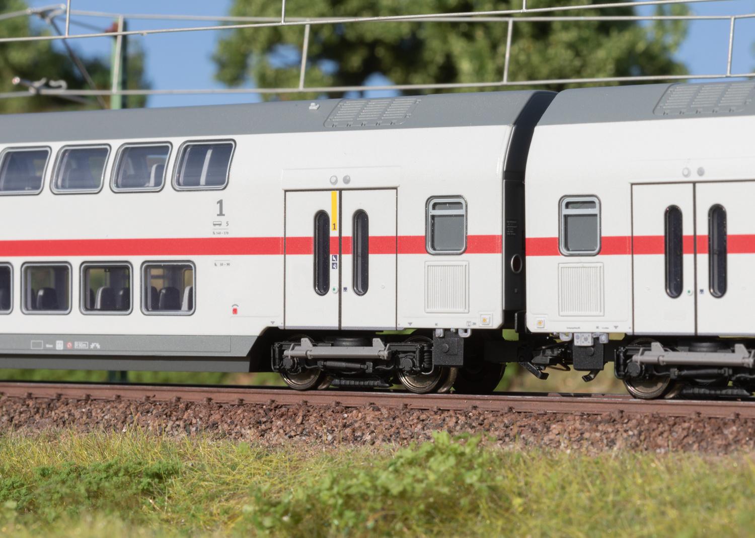Produktbild Märklin 43486 - IC2 Doppelstock-Mittelwagen DApza 687.2, 1. Klasse 2 von 2