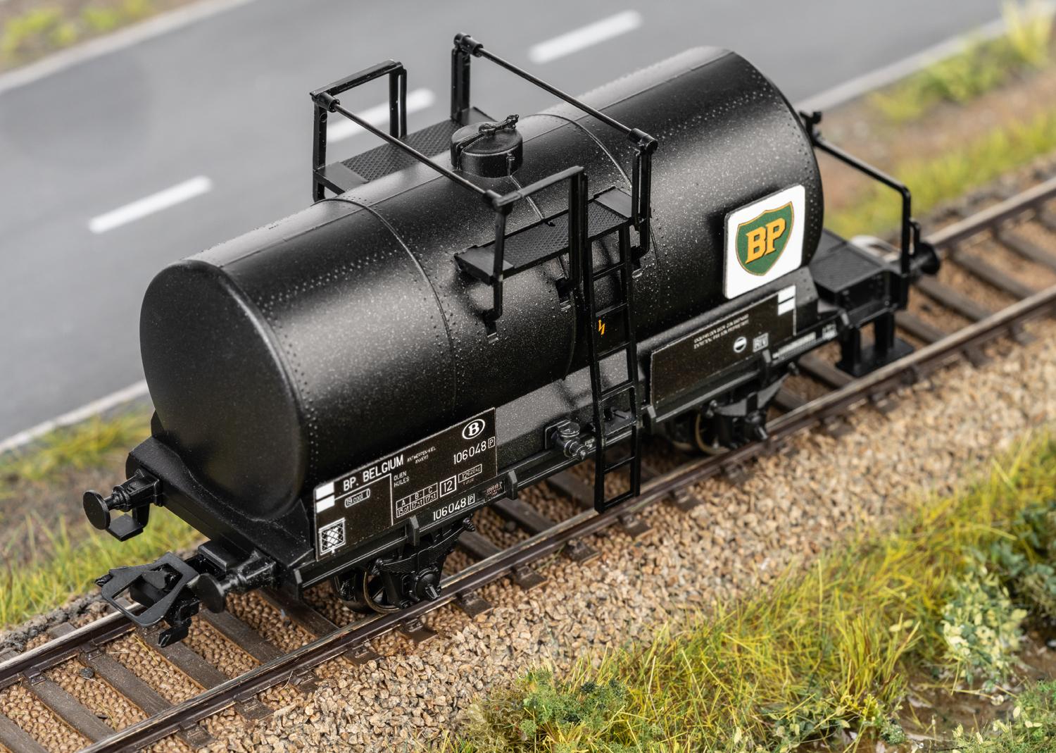 Produktbild Märklin 46015 - H0 Oldtimer-Kesselwagen BP 2 von 2
