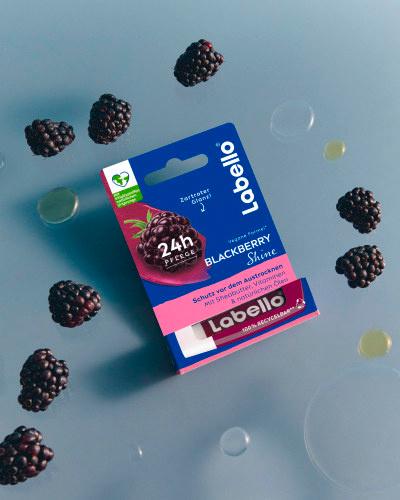 Produktbild Labello Lippenpflege Blackberry Shine 3 von 8