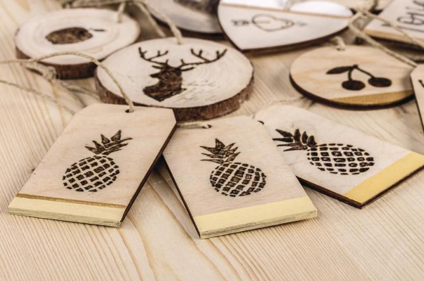 Produktbild rayher Holz Hänger Tag 4,5x8x0,3cm Natur 2 von 3