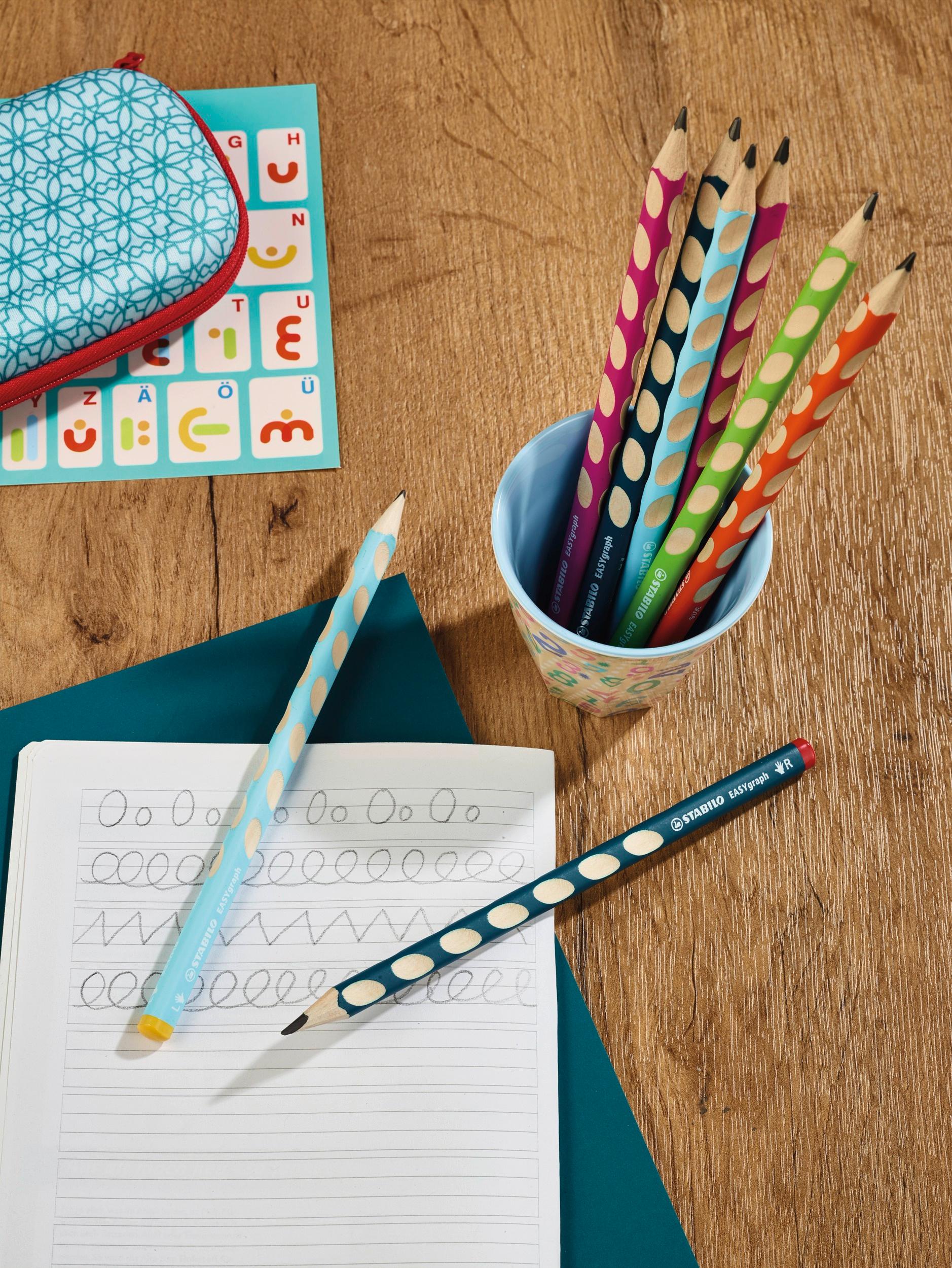 Produktbild STABILO® Ergonomischer Dreikant-Bleistift für Rechtshänder - STABILO EASYgraph in blau - Einzelstift - Härtegrad HB 7 von 7