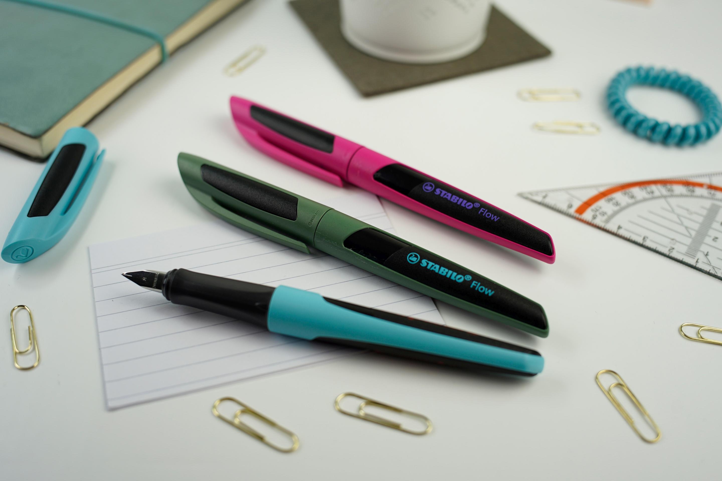 Produktbild STABILO® Füller - STABILO Flow SPORTY in hellblau/schwarz - Einzelstift - inklusive Patrone 8 von 8