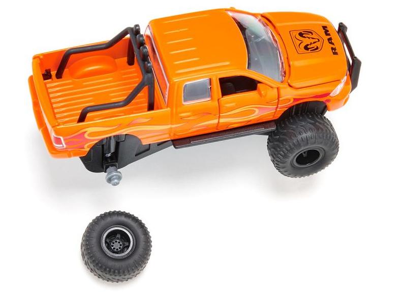 Produktbild SIKU 2358 Super - RAM 1500 mit Ballonreifen 5 von 7