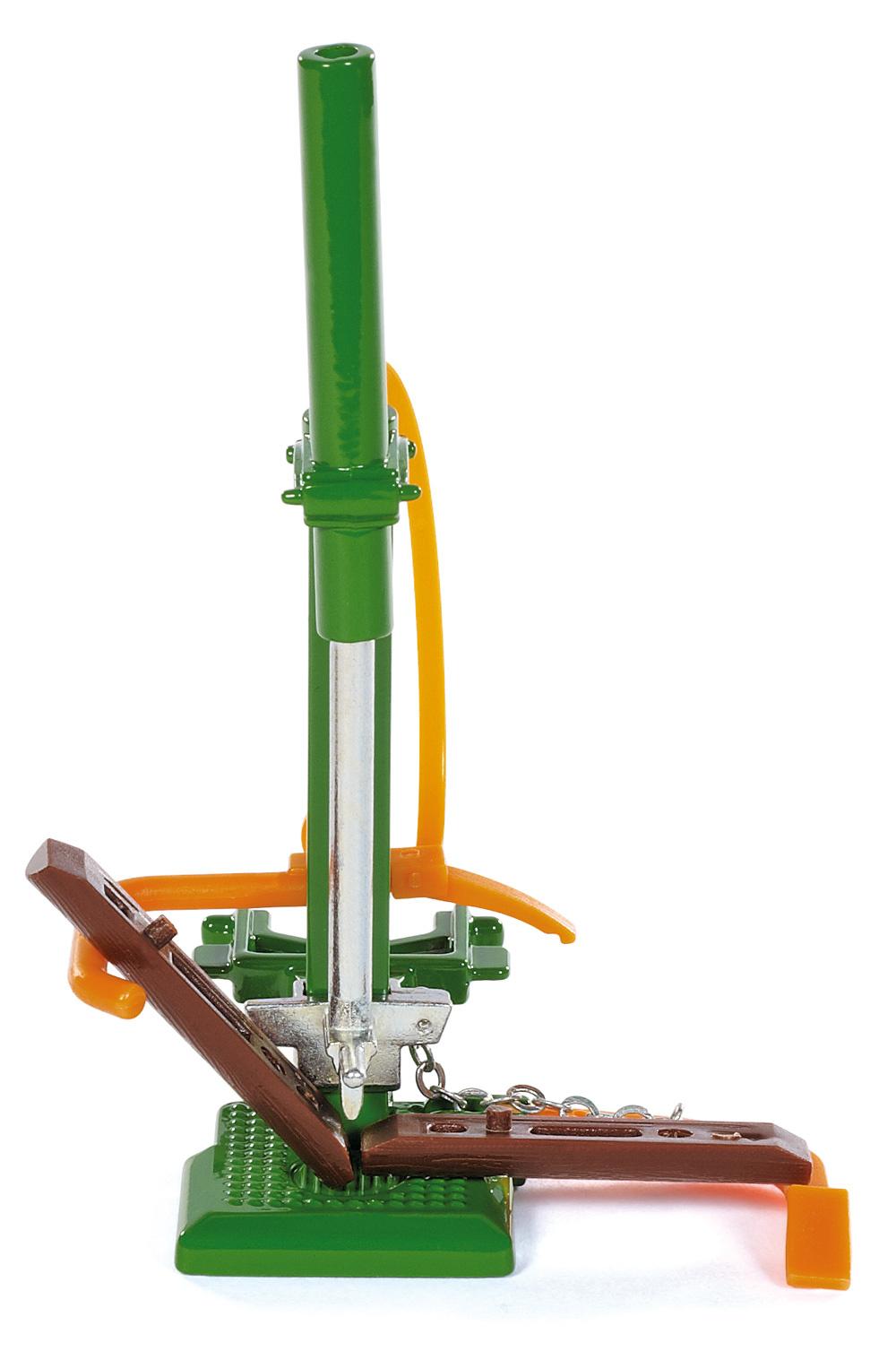 Produktbild SIKU 2468 Farmer - Holzspalter 3 von 5