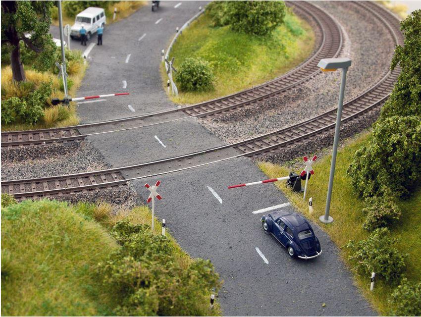 NOCH 14307 H0 - H0 - Bahnschranken mit Andreaskreuzen