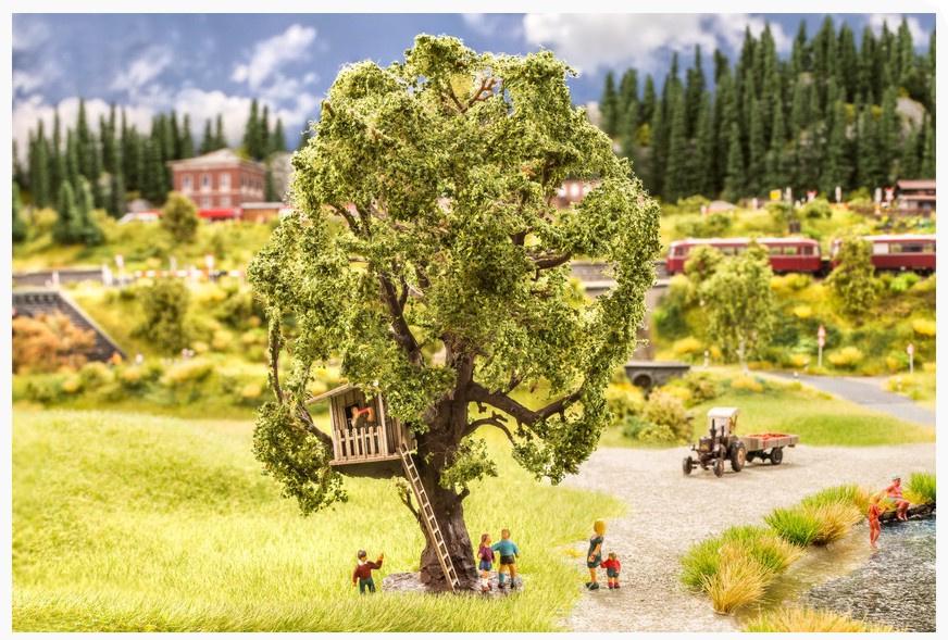 Produktbild NOCH 21765 H0 - Baum mit Baumhaus 2 von 3