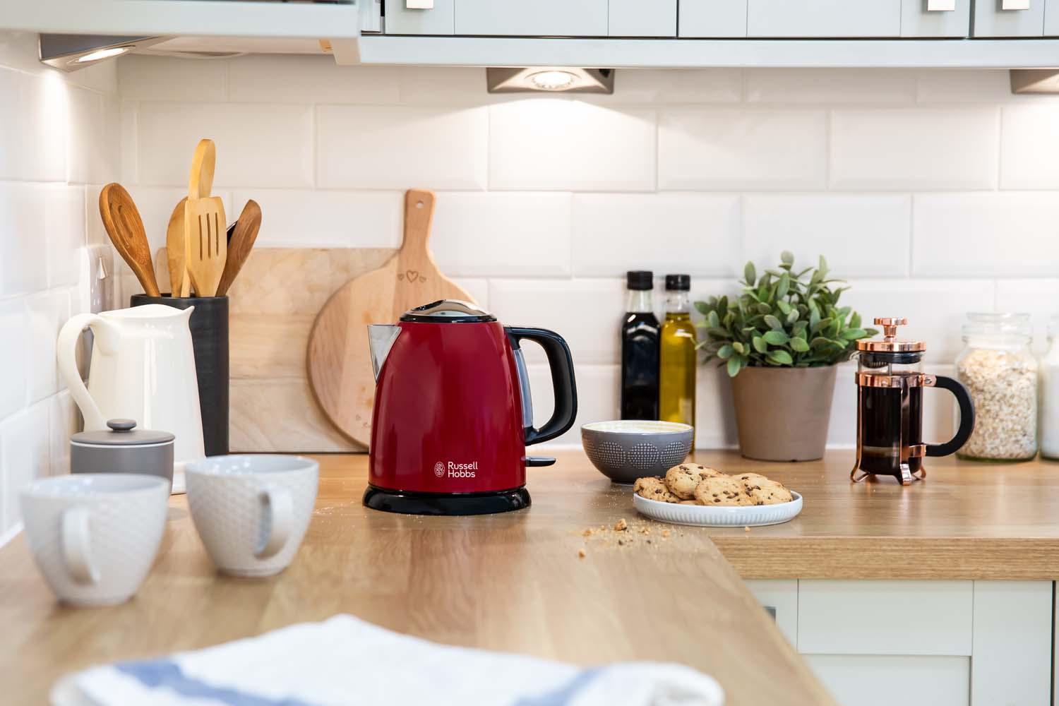Produktbild Russell Hobbs Wasserkocher Mini Colours Plus+ 24992-70 Flame Red 2 von 7