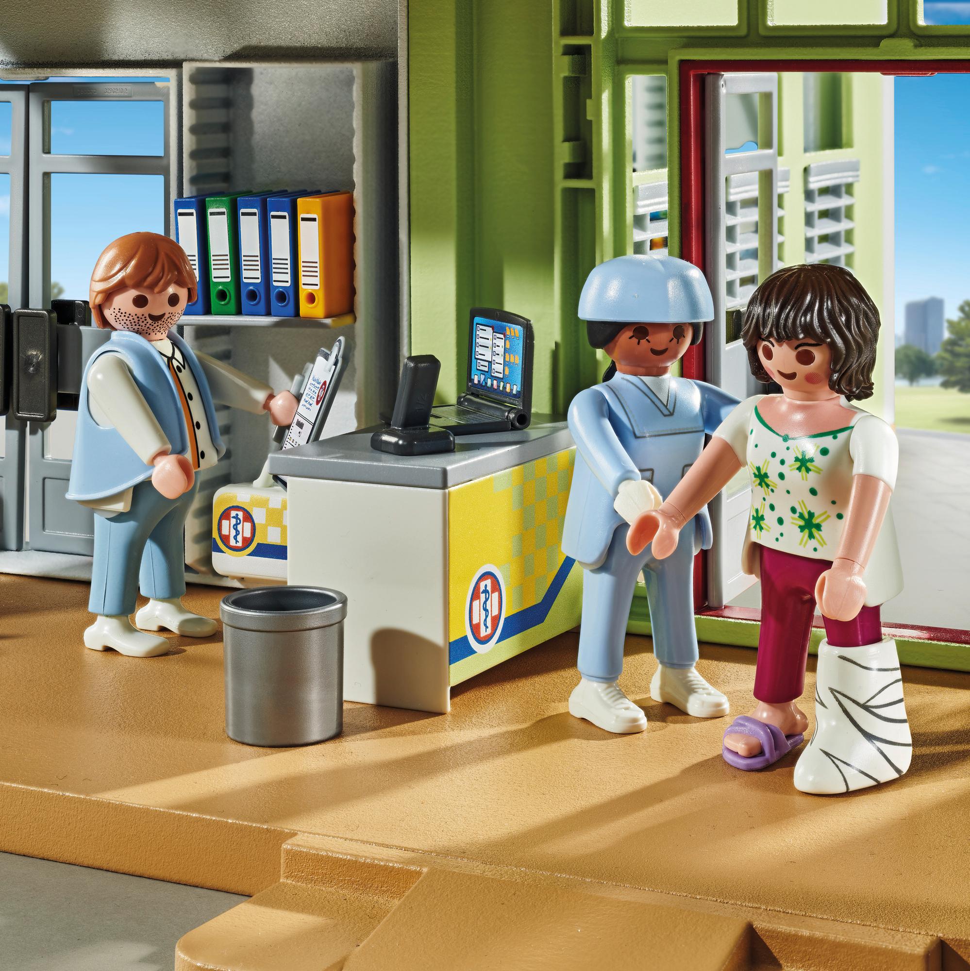 Produktbild PLAYMOBIL 71615 - City Life - Modernes Krankenhaus 9 von 9