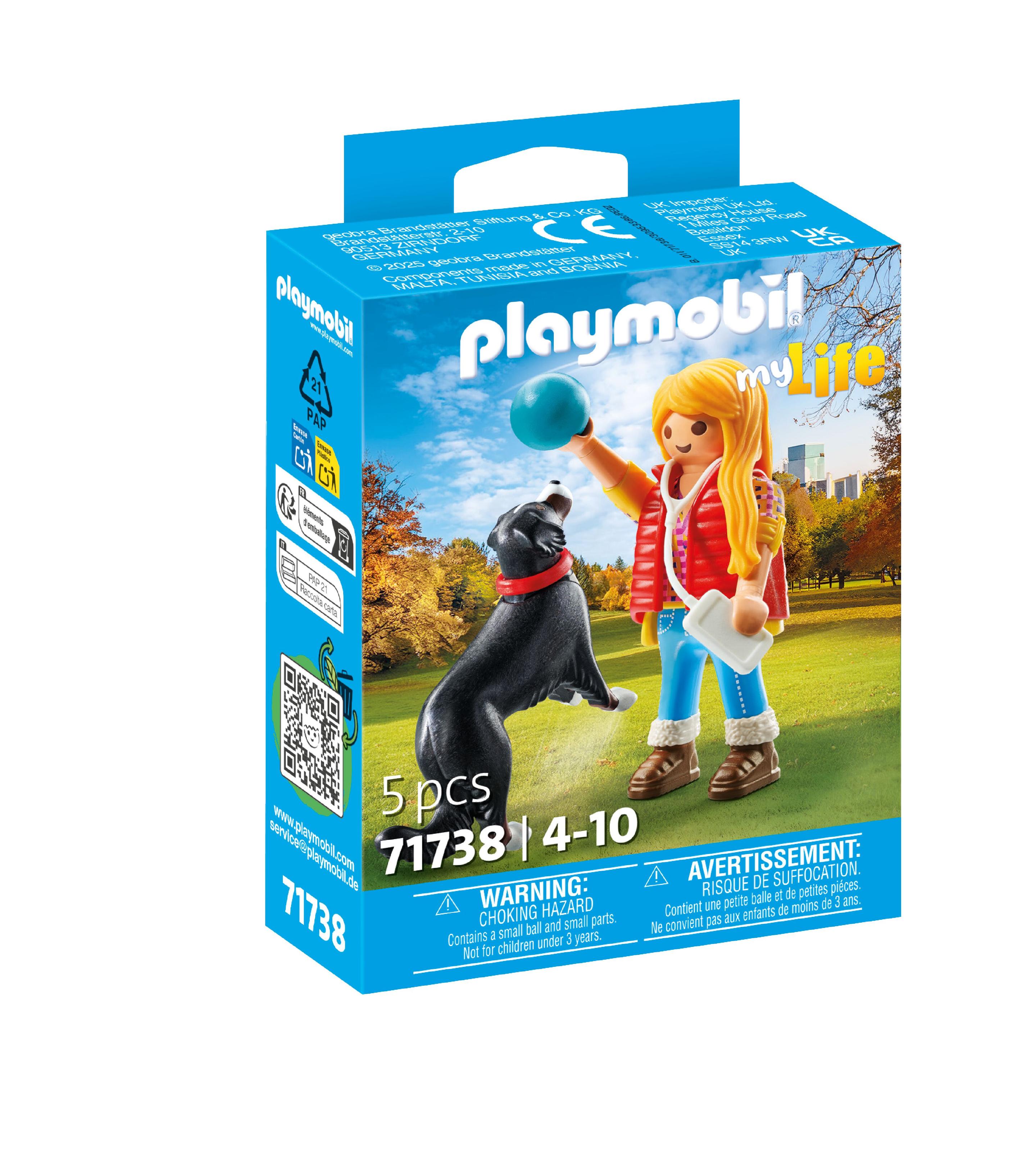 PLAYMOBIL 71738 - my Life - Frau mit Sennenhund