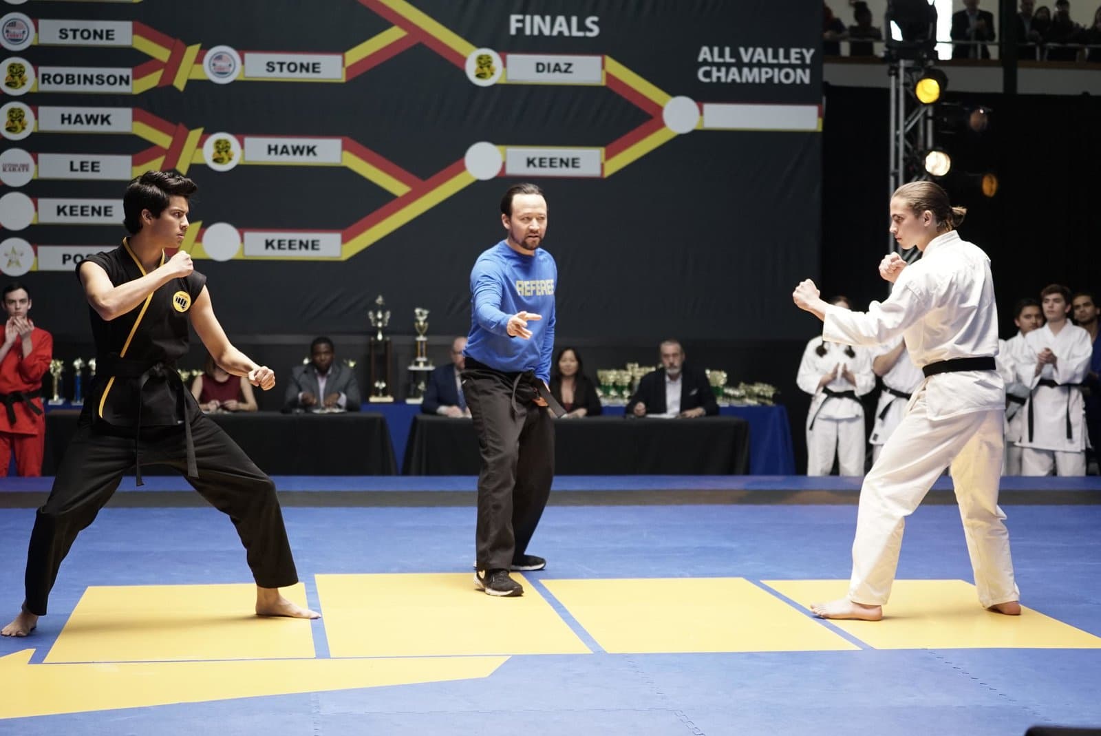 Produktbild Cobra Kai -  Staffel 1  [2 DVDs] 5 von 6