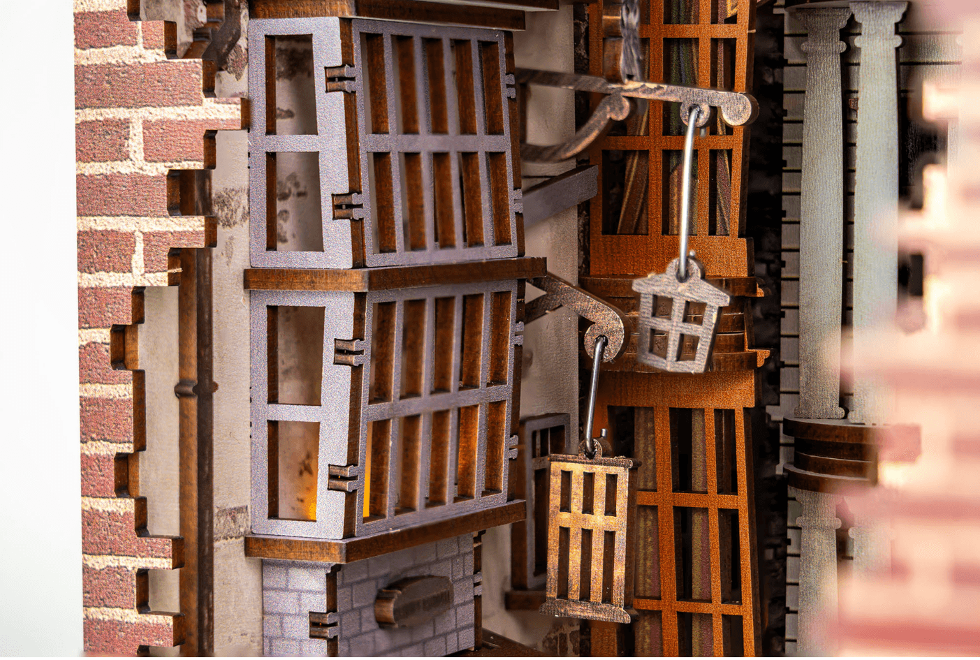 Produktbild Revell 00530 Book Nook Tiny Adventures - Harry Potter "Diagon Alley" 12 von 12