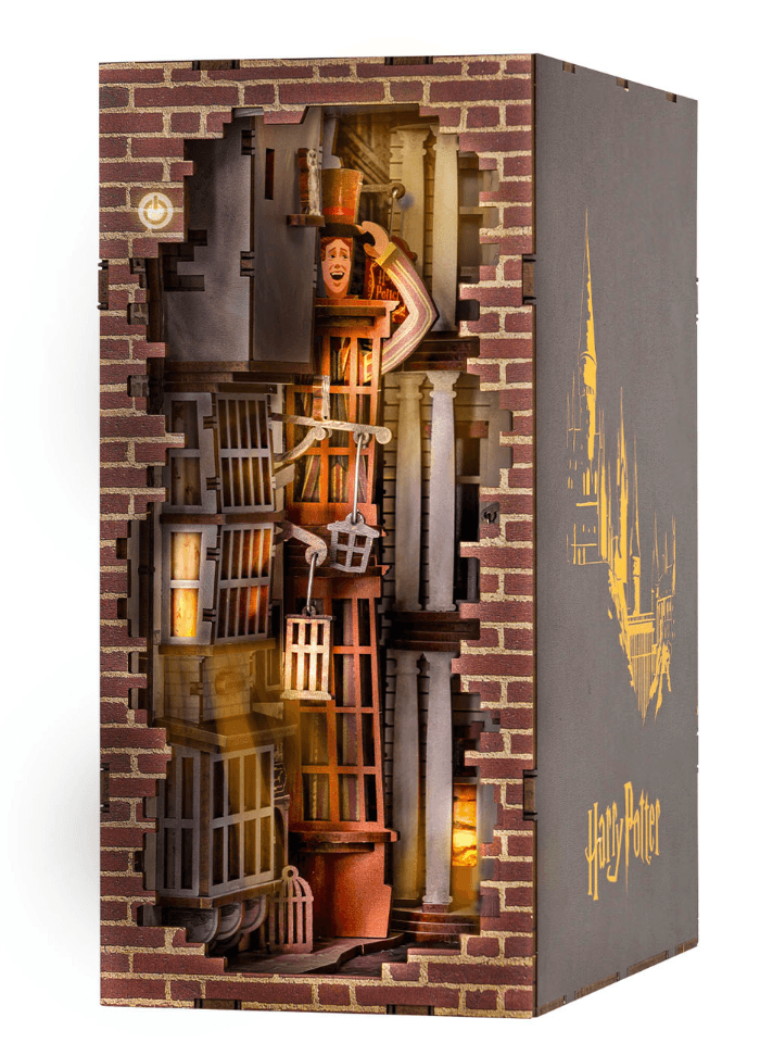 Produktbild Revell 00530 Book Nook Tiny Adventures - Harry Potter "Diagon Alley" 10 von 12