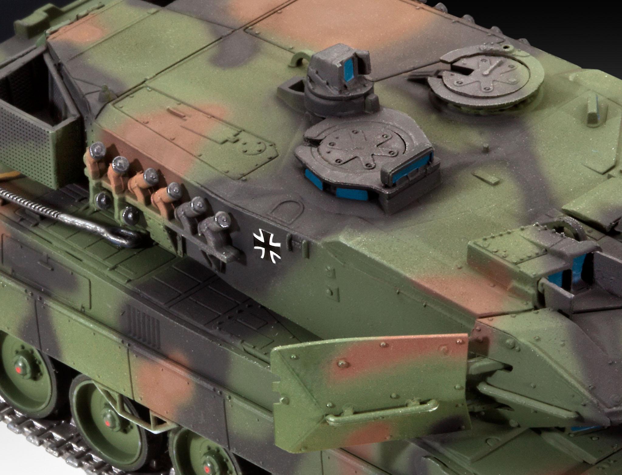 Produktbild Revell 03180 - Leopard 2A6/A6M 12 von 12