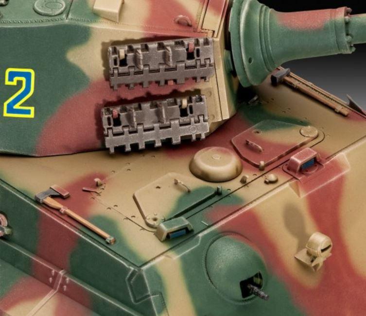 Produktbild Revell 03249 - (Henschel Turret) TigerII Ausf.B 2 von 5