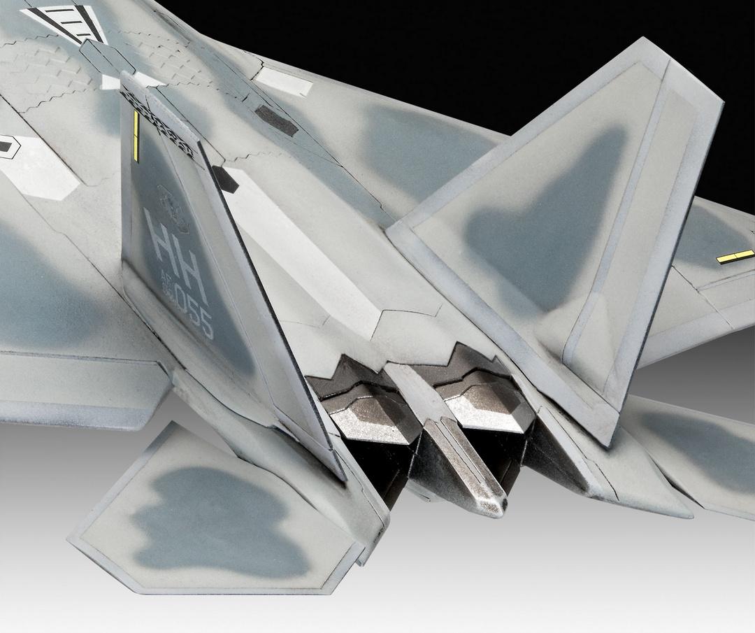 Produktbild Revell 03858 - Lockheed Martin F-22A Raptor Maßstab: 1:72 6 von 6