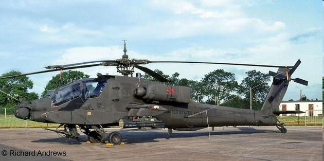 Revell 04985 - AH-64A Apache