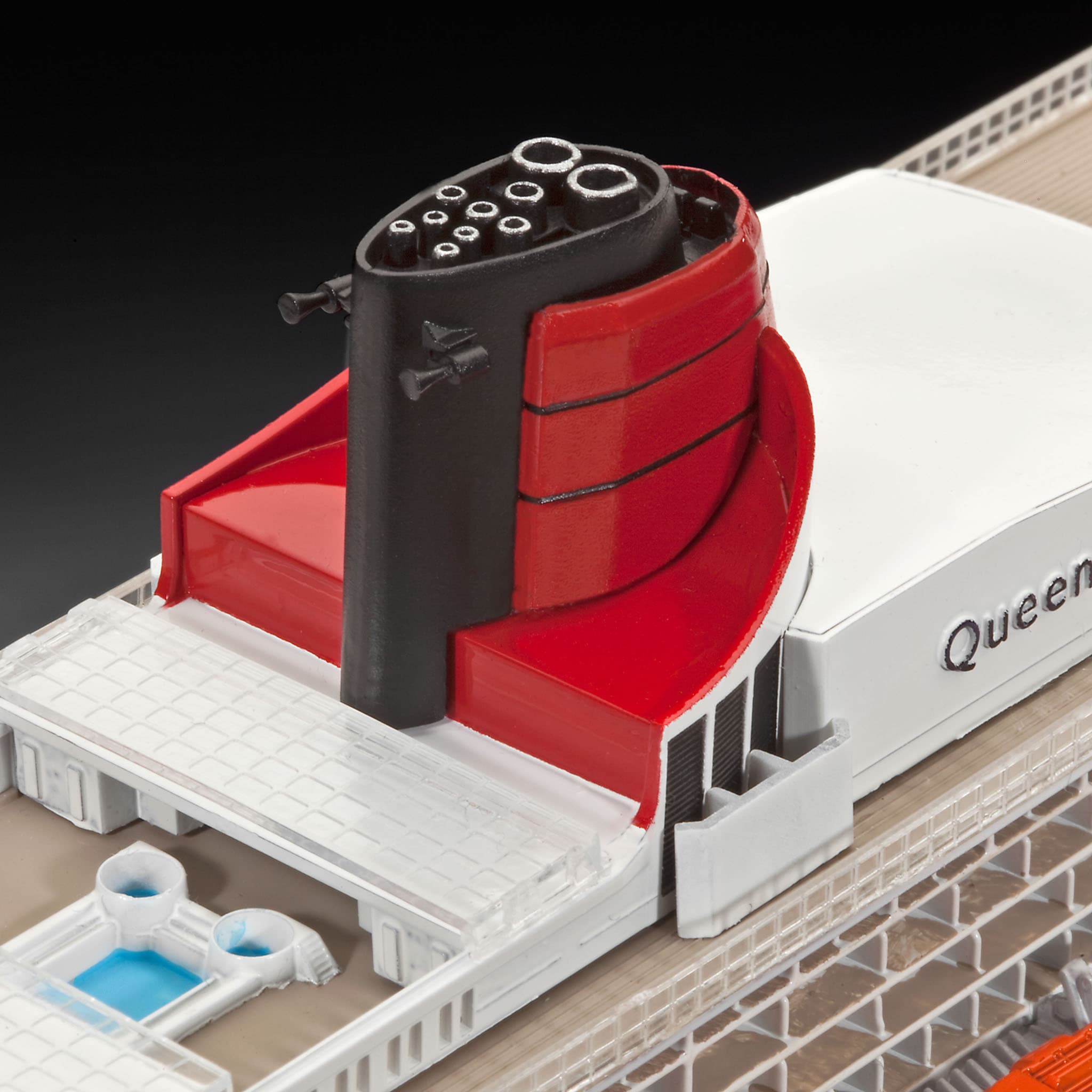 Produktbild Revell 05231 - Queen Mary 2 3 von 6