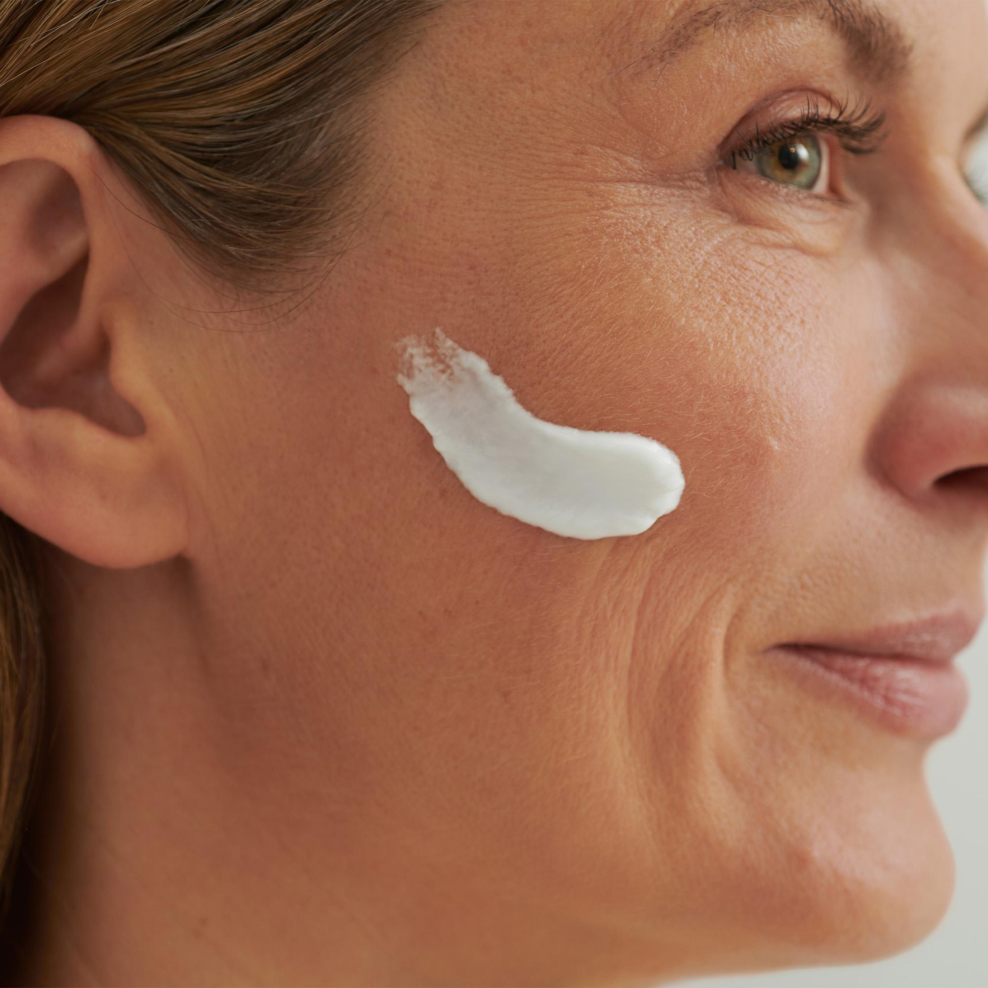 Produktbild DADO SENS REGEERATION E Cremepeeling - bei regenerationsbedürftiger Haut 8 von 9
