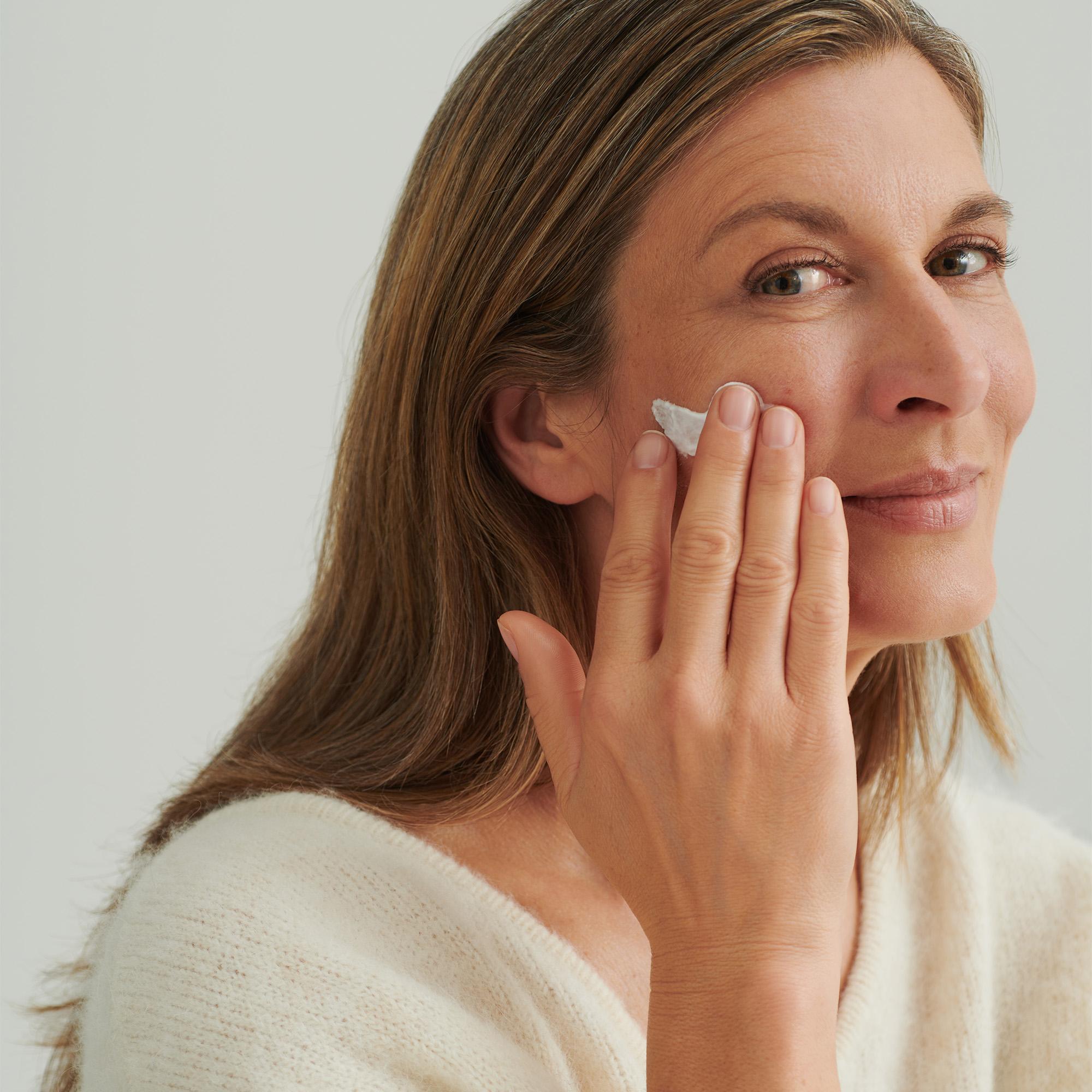 Produktbild DADO SENS REGEERATION E Cremepeeling - bei regenerationsbedürftiger Haut 7 von 9
