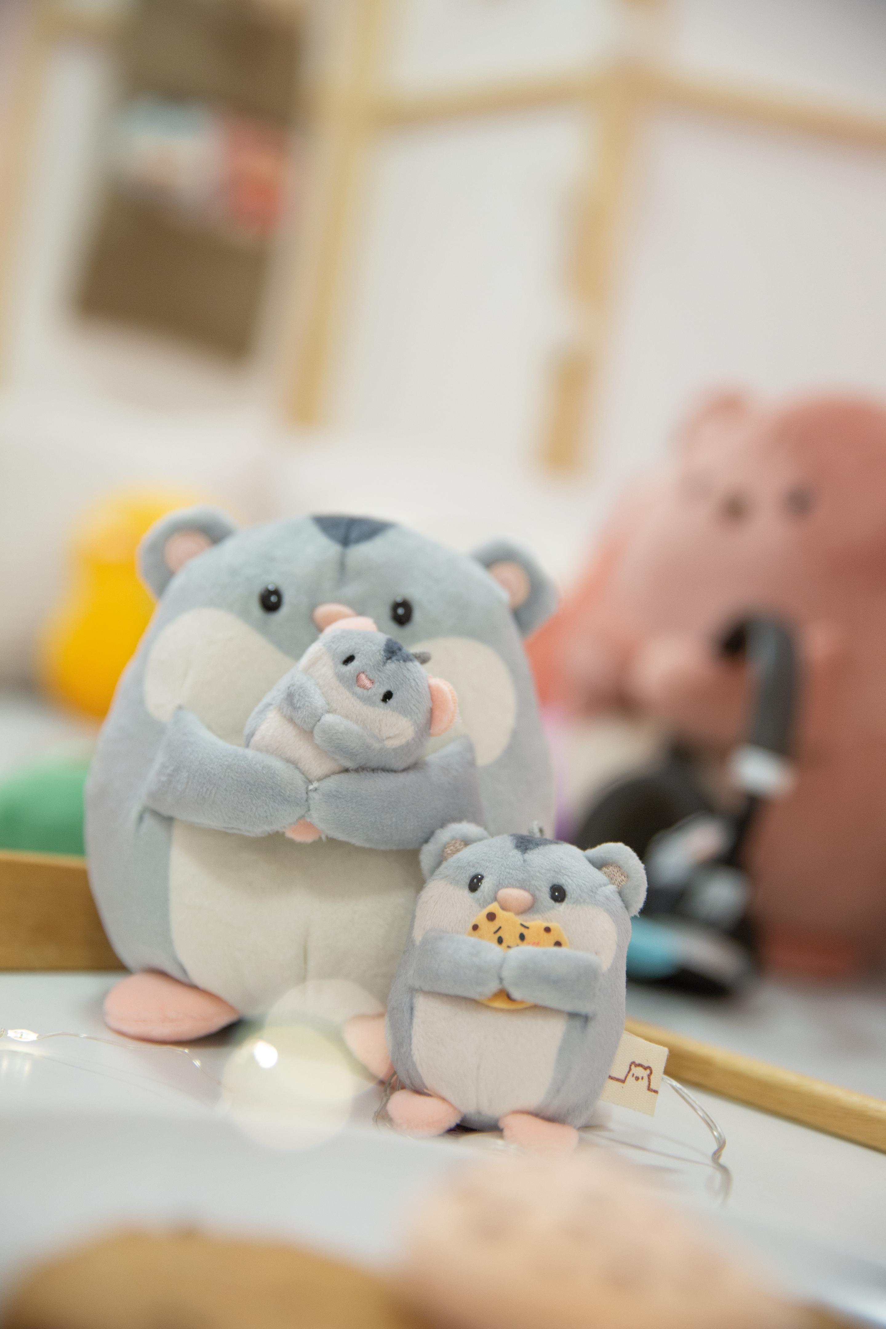 Produktbild NICI Kuscheltier Hamster Shai mit Keks 16cm 3 von 8