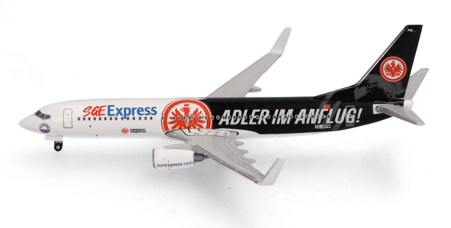 Produktbild Herpa 538107 1:500 SunExpress Boeing 737-800 "Eintracht Frankfurt - SGE Express" - "Adler im Anflug" 5 von 5