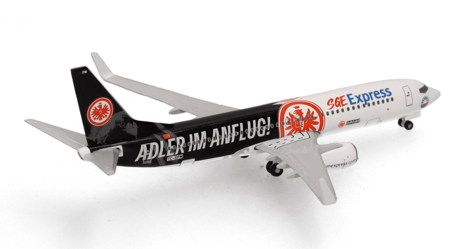 Produktbild Herpa 538107 1:500 SunExpress Boeing 737-800 "Eintracht Frankfurt - SGE Express" - "Adler im Anflug" 4 von 5