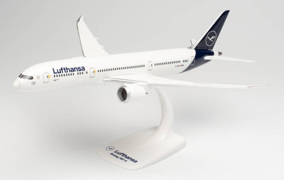 Herpa 613453 - Snap-Fit - LUFTHANSA BOEING 787-9 DREAMLINER – D-ABPA “BERLIN”