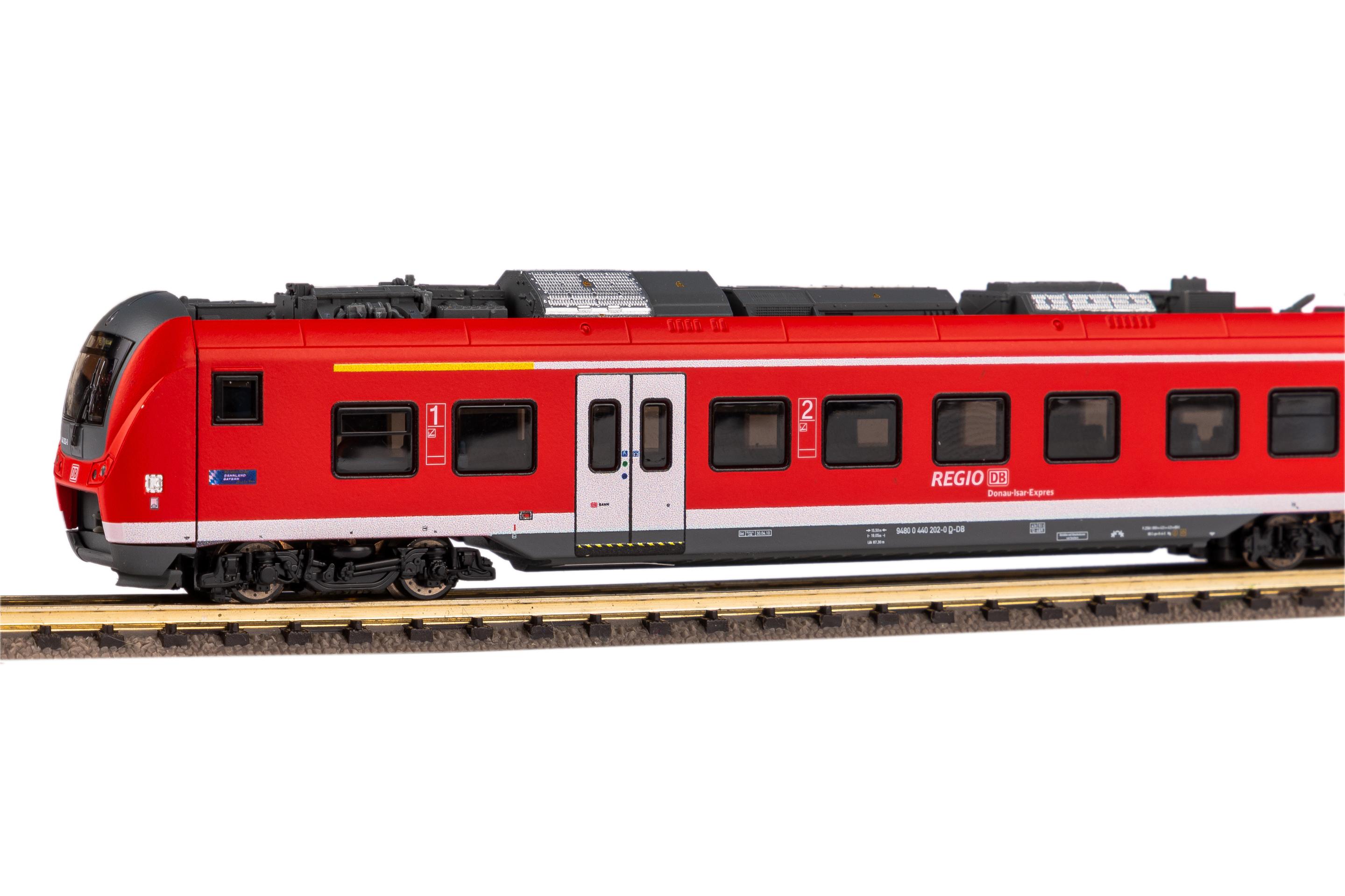 Produktbild PIKO 40275 N Elektrotriebwagen BR 440 Coradia Donau-Isar, 5tlg. DB AG VI 5 von 7