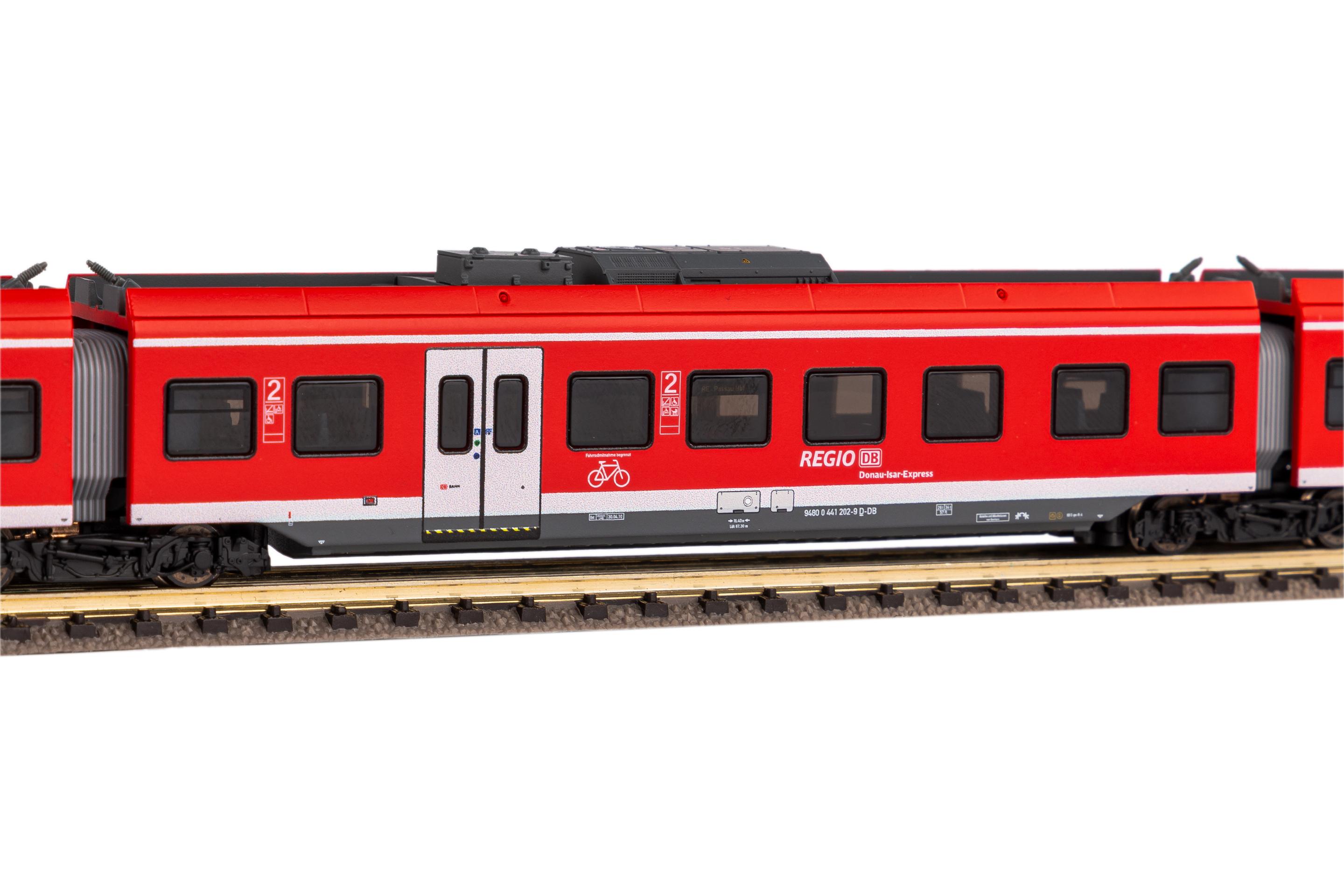 Produktbild PIKO 40275 N Elektrotriebwagen BR 440 Coradia Donau-Isar, 5tlg. DB AG VI 2 von 7