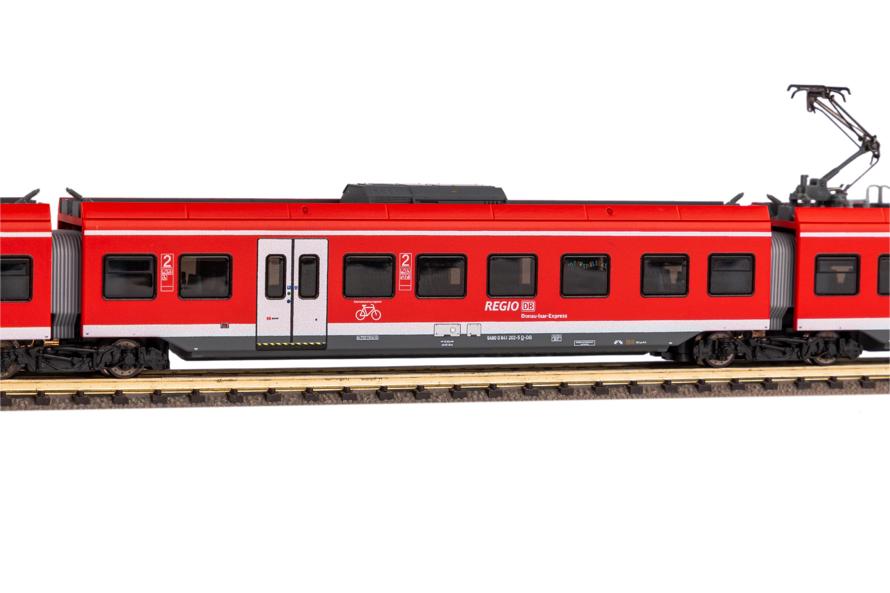 Produktbild PIKO 40275 N Elektrotriebwagen BR 440 Coradia Donau-Isar, 5tlg. DB AG VI 3 von 7