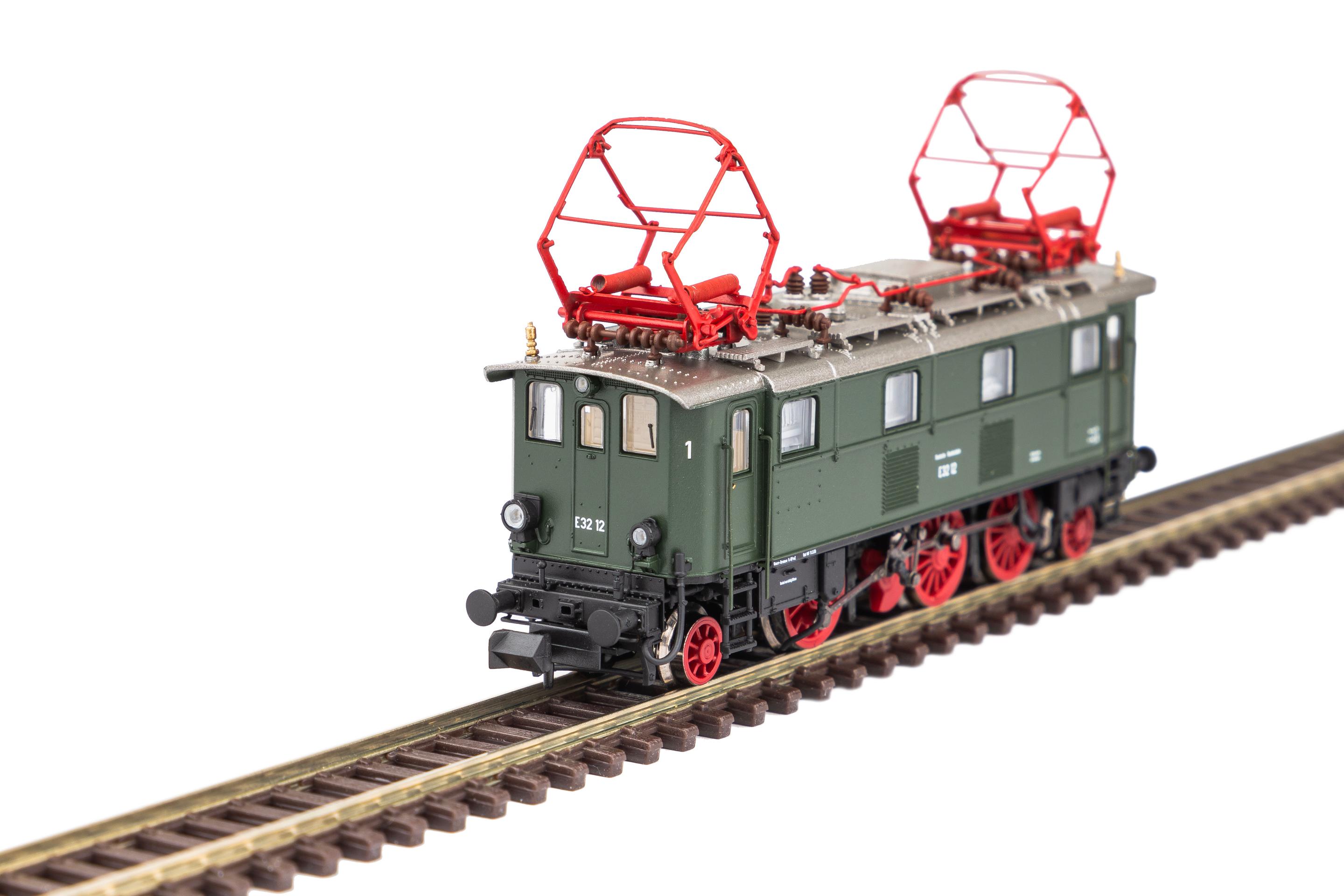 Produktbild PIKO 40820 N E-Lok BR E 32 DB III 4 von 5