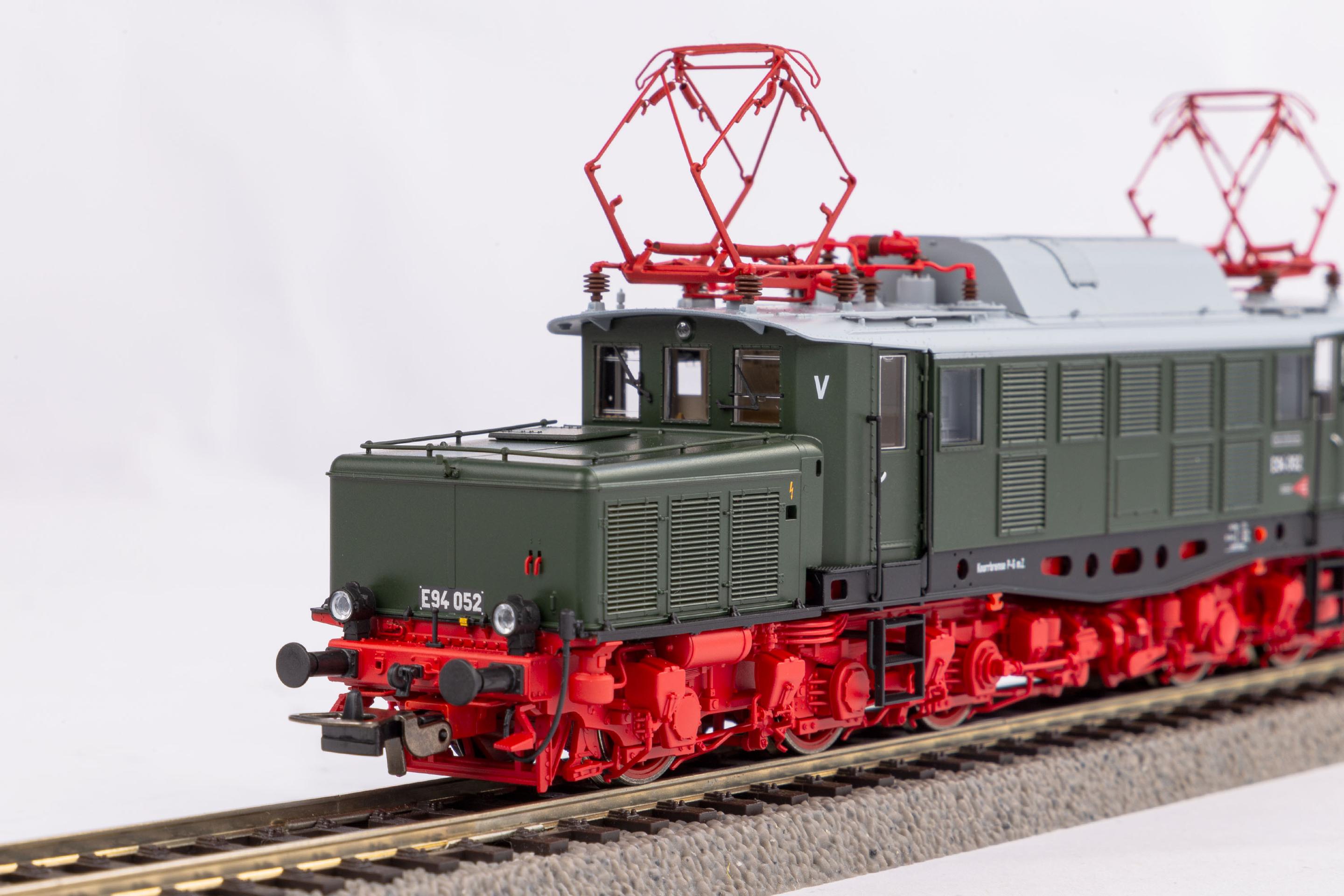 Produktbild PIKO 51474 H0 - E-Lok E 94 DR III 3 von 4
