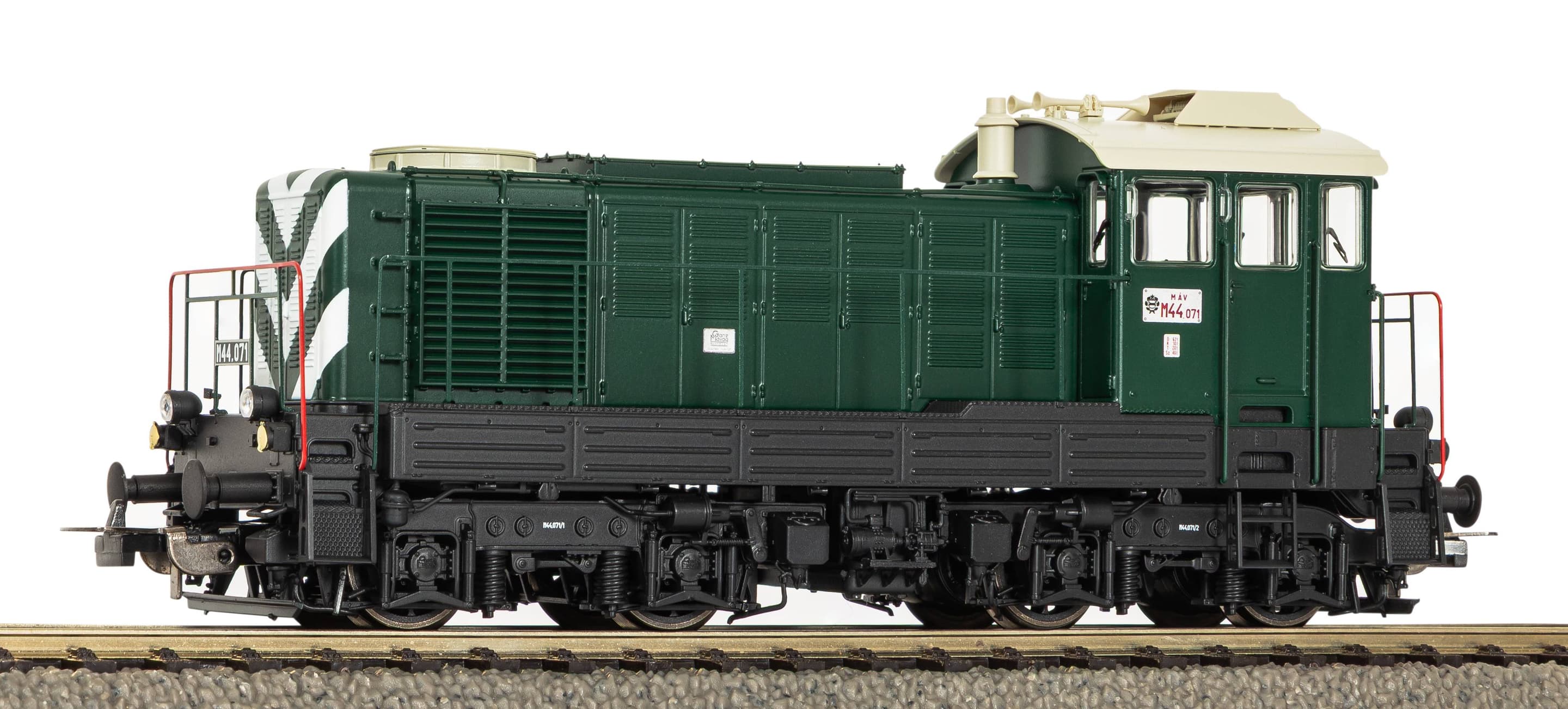 PIKO H0 Diesellok M44 MÁV Epoche III DC 52380