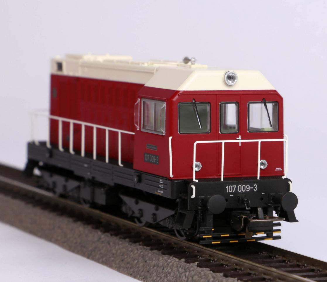 Produktbild PIKO H0 52420 - Diesellok BR 107 DR IV 4 von 5