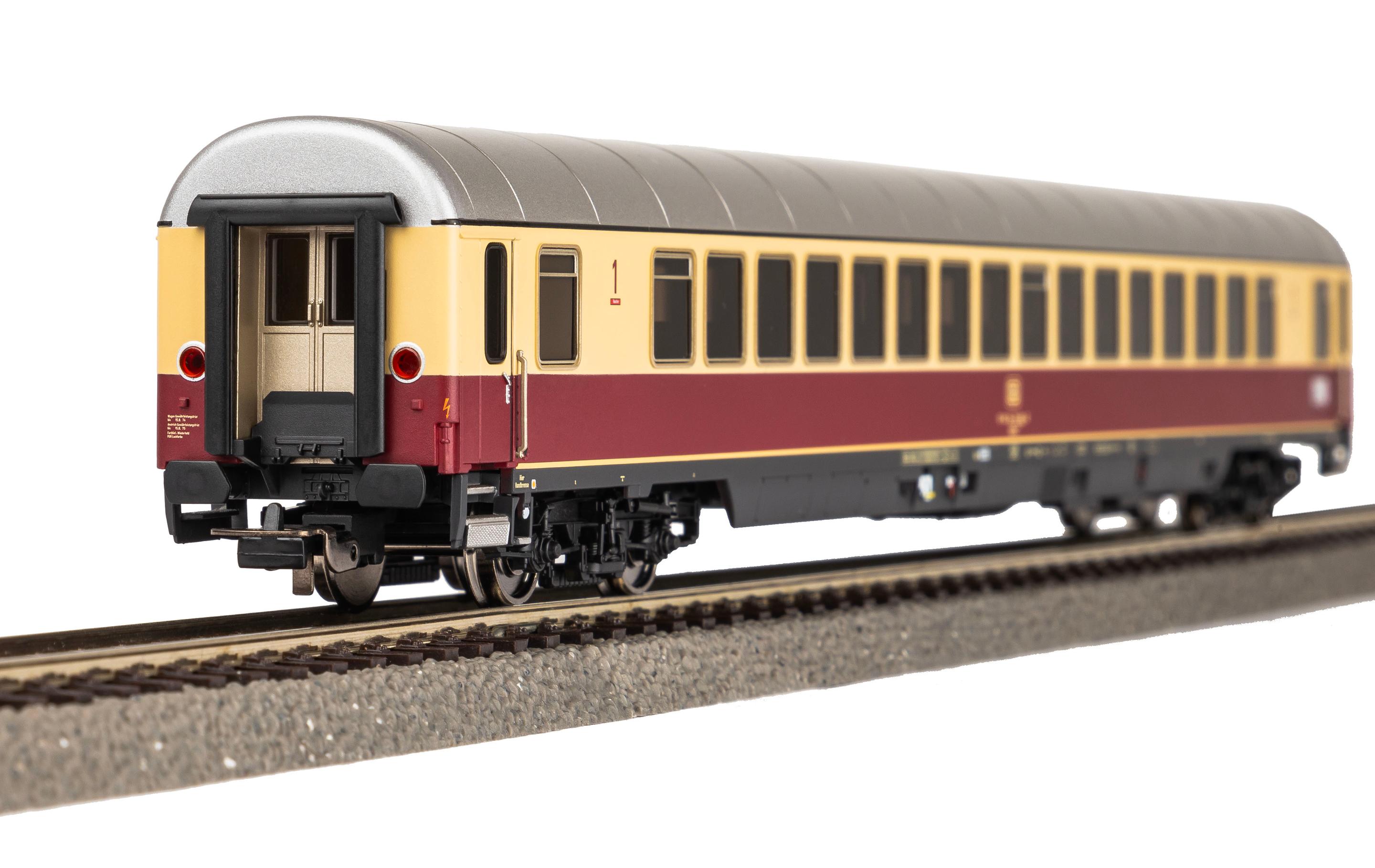 Produktbild PIKO 59675 H0 Großraumwagen Apmz 121 TEE Merkur 1. Klasse DB IV 4 von 7