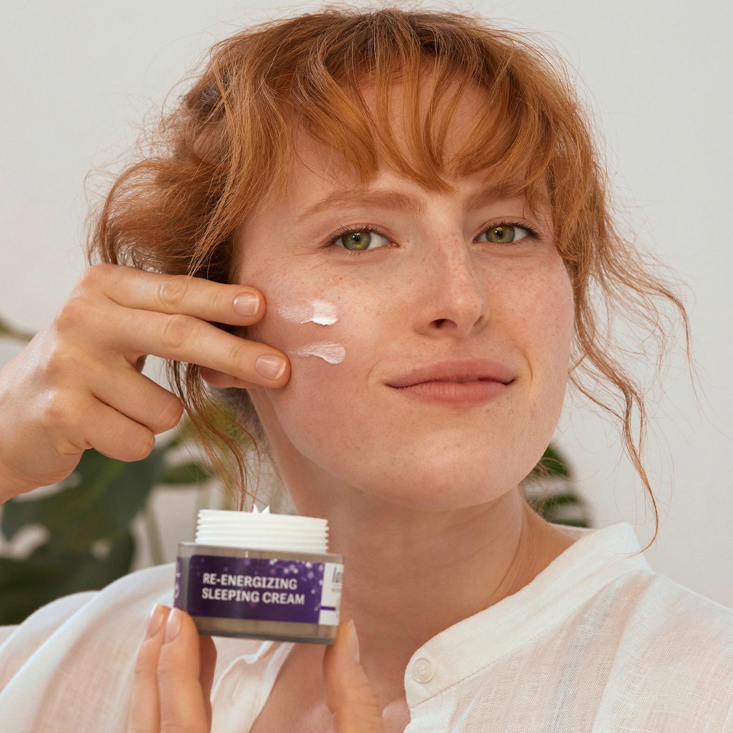 Produktbild lavera Re-Energizing Sleeping Cream 6 von 10