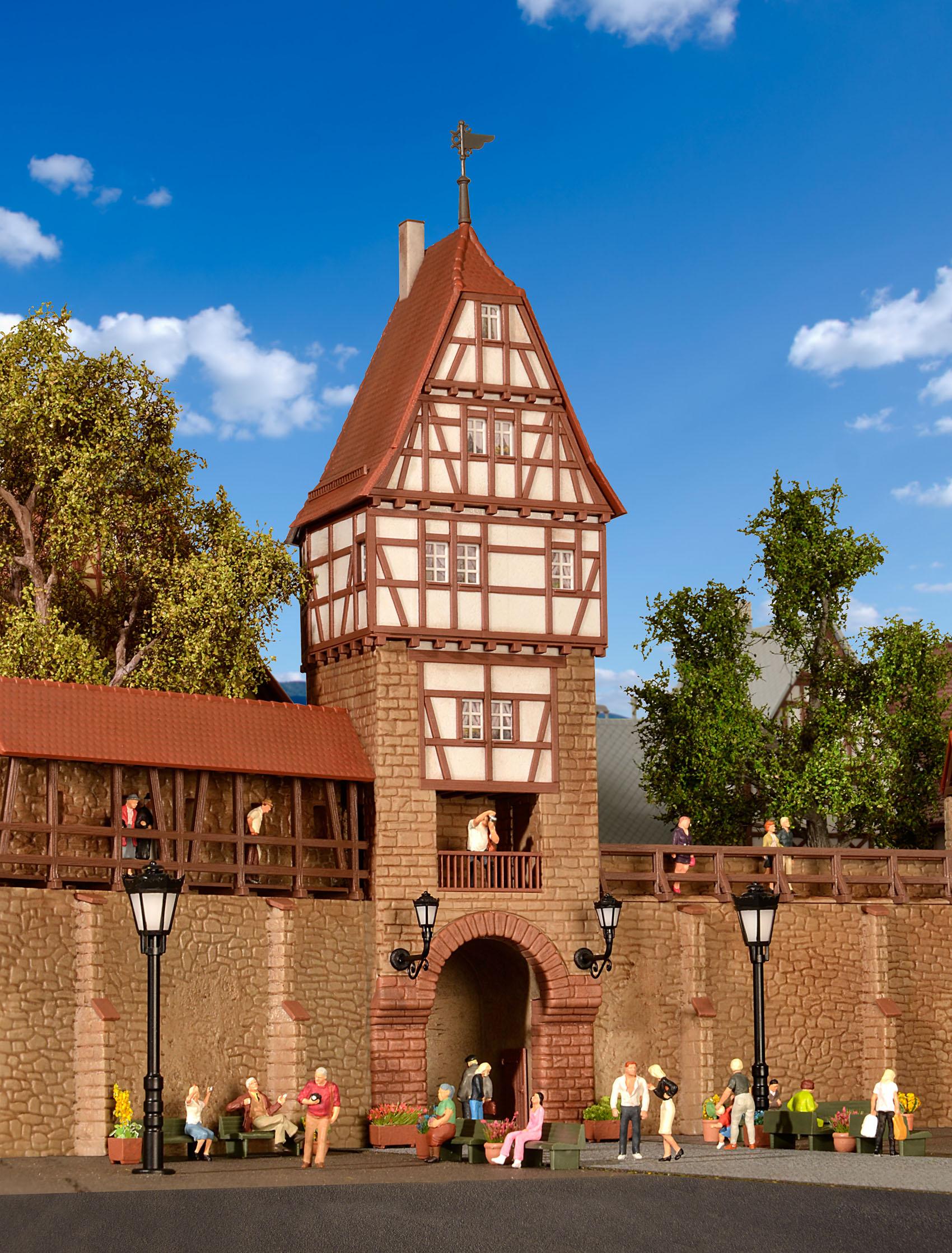 Produktbild Kibri 38914 - H0 Stadtmauer mit Fachwerkturm in Weil 2 von 4