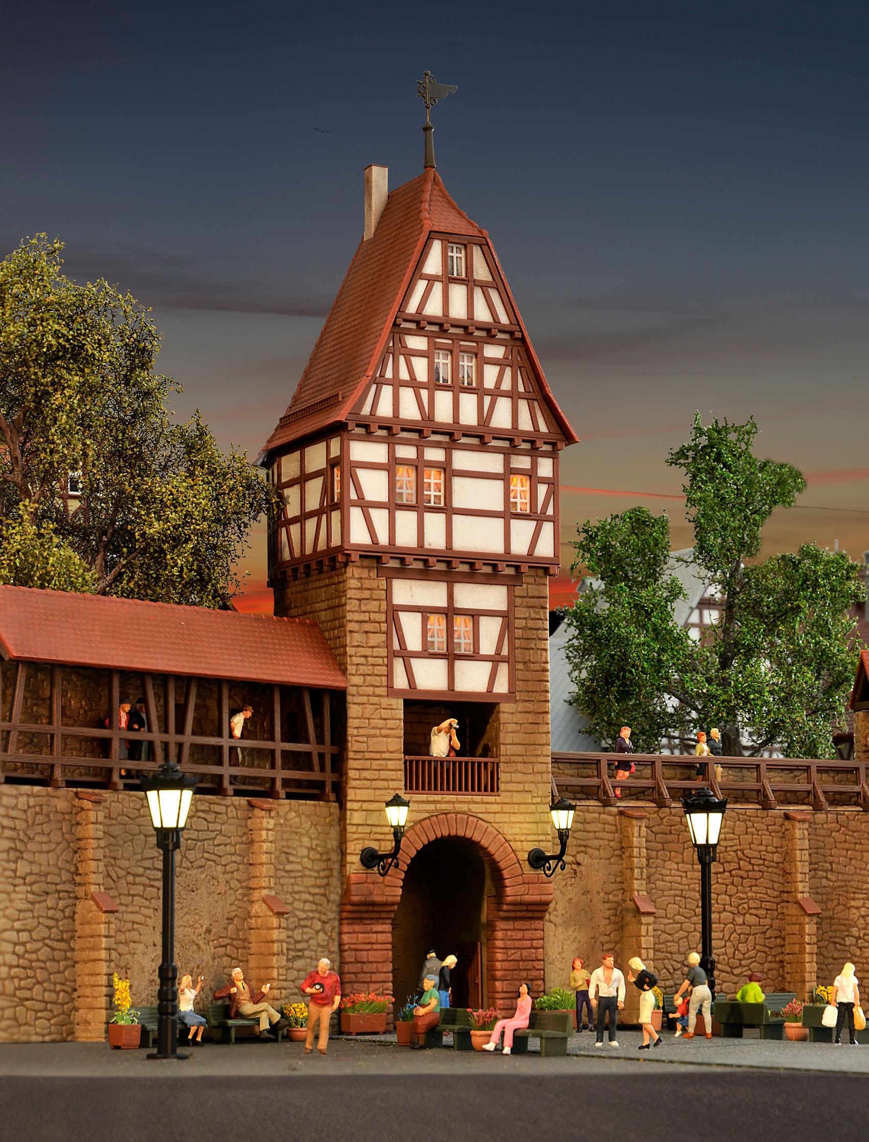 Produktbild Kibri 38914 - H0 Stadtmauer mit Fachwerkturm in Weil 4 von 4