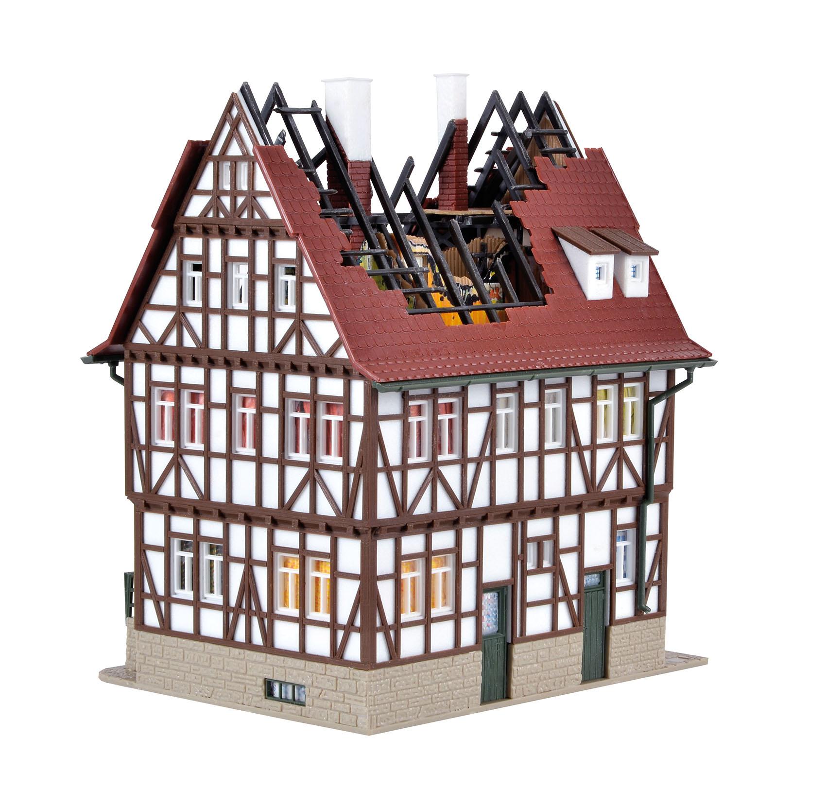 Vollmer 43728 H0 - Brennendes Haus