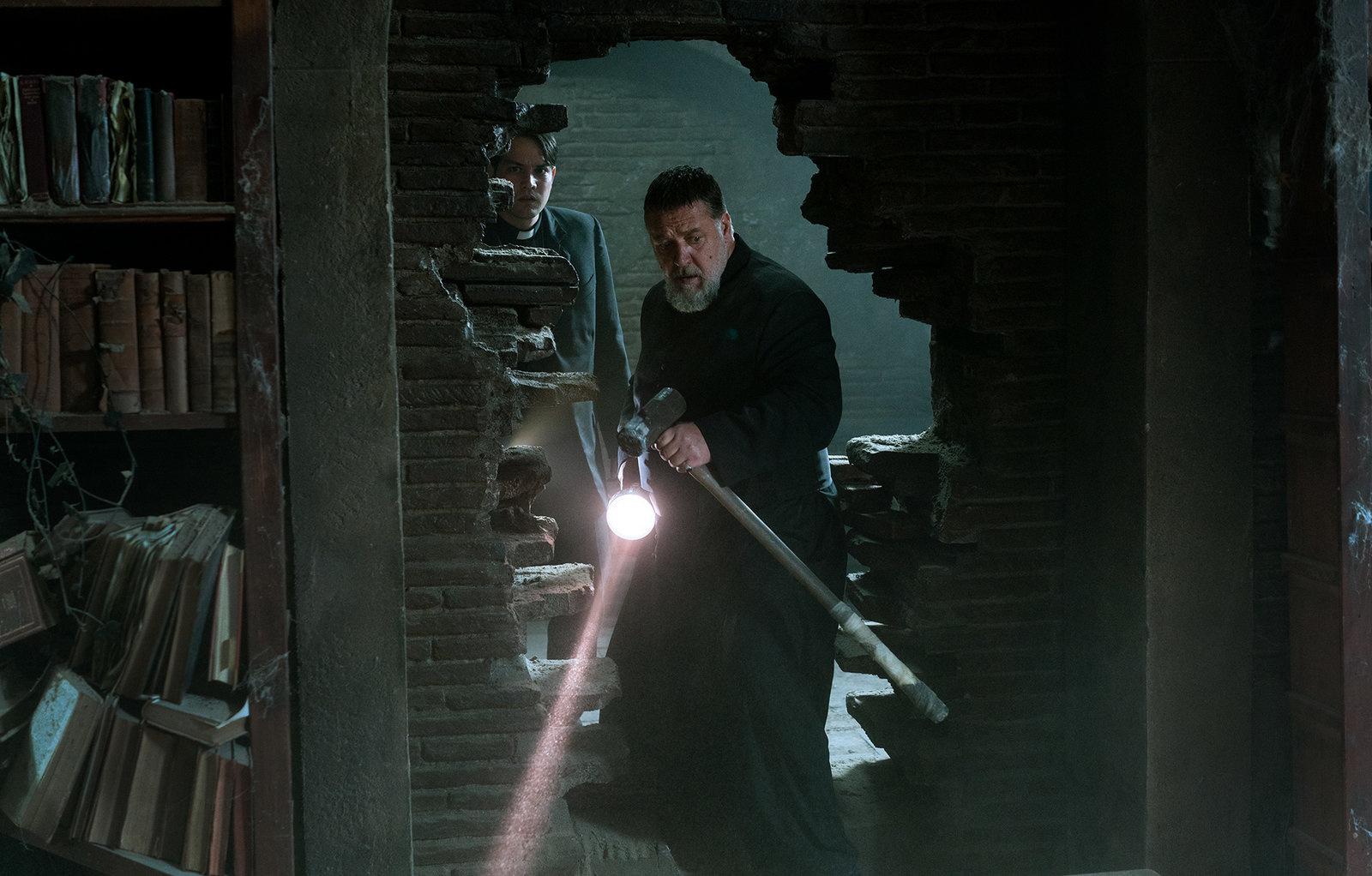 Produktbild The Pope's Exorcist 5 von 8