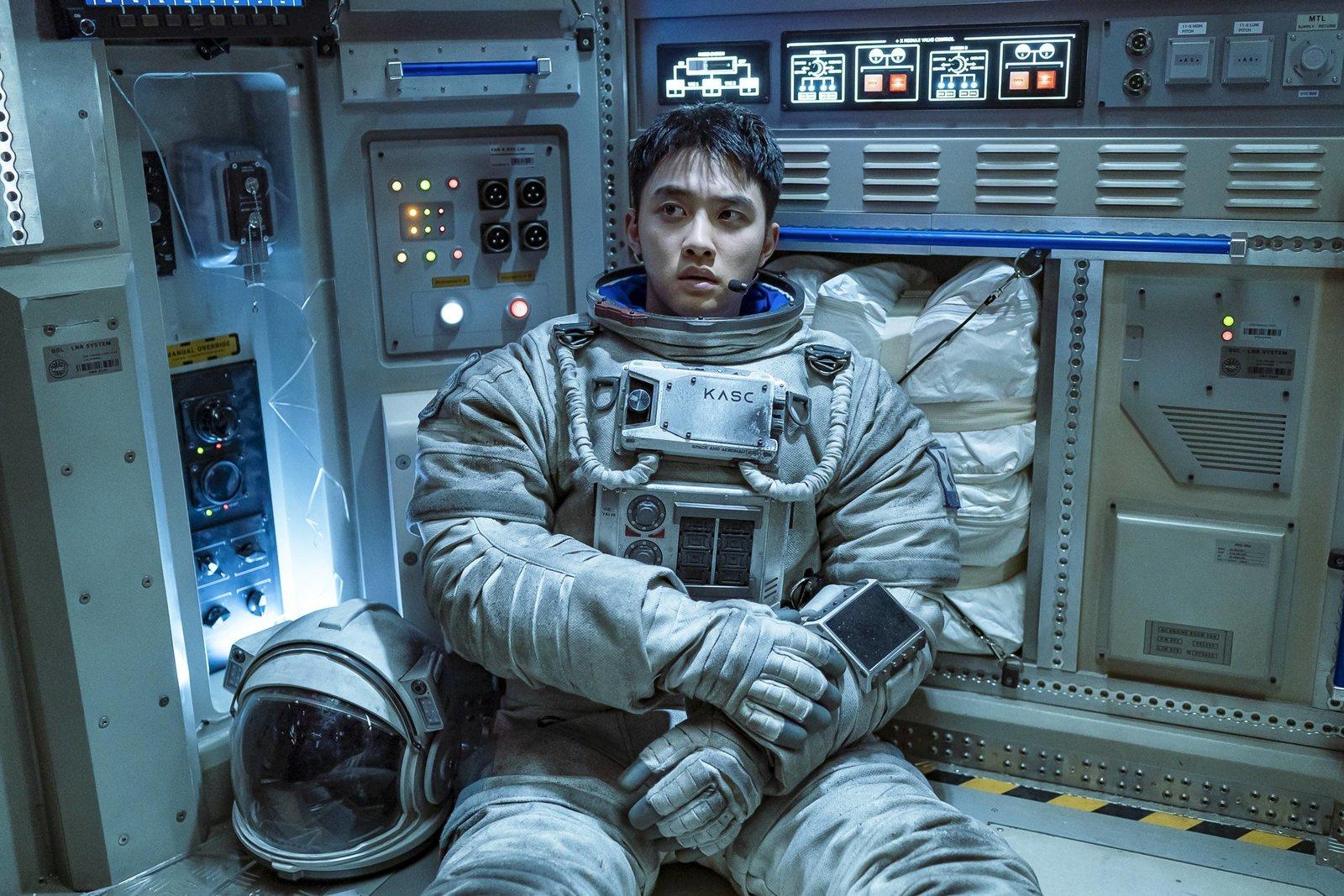 Produktbild The Moon 3 von 12