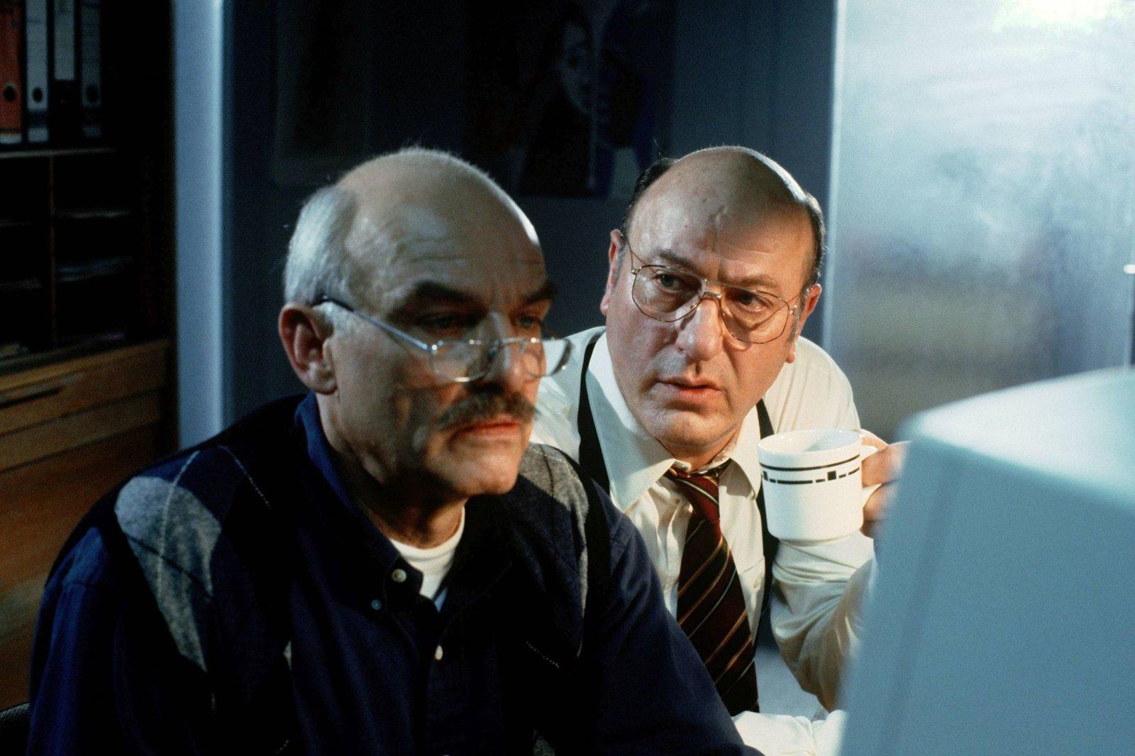 Produktbild Tatort Hamburg - 40 Jahre Stoever und Brockmöller - Jubiläums-Gesamtedition (Erstmals alle 41 Folgen)  [21 DVDs] 8 von 12