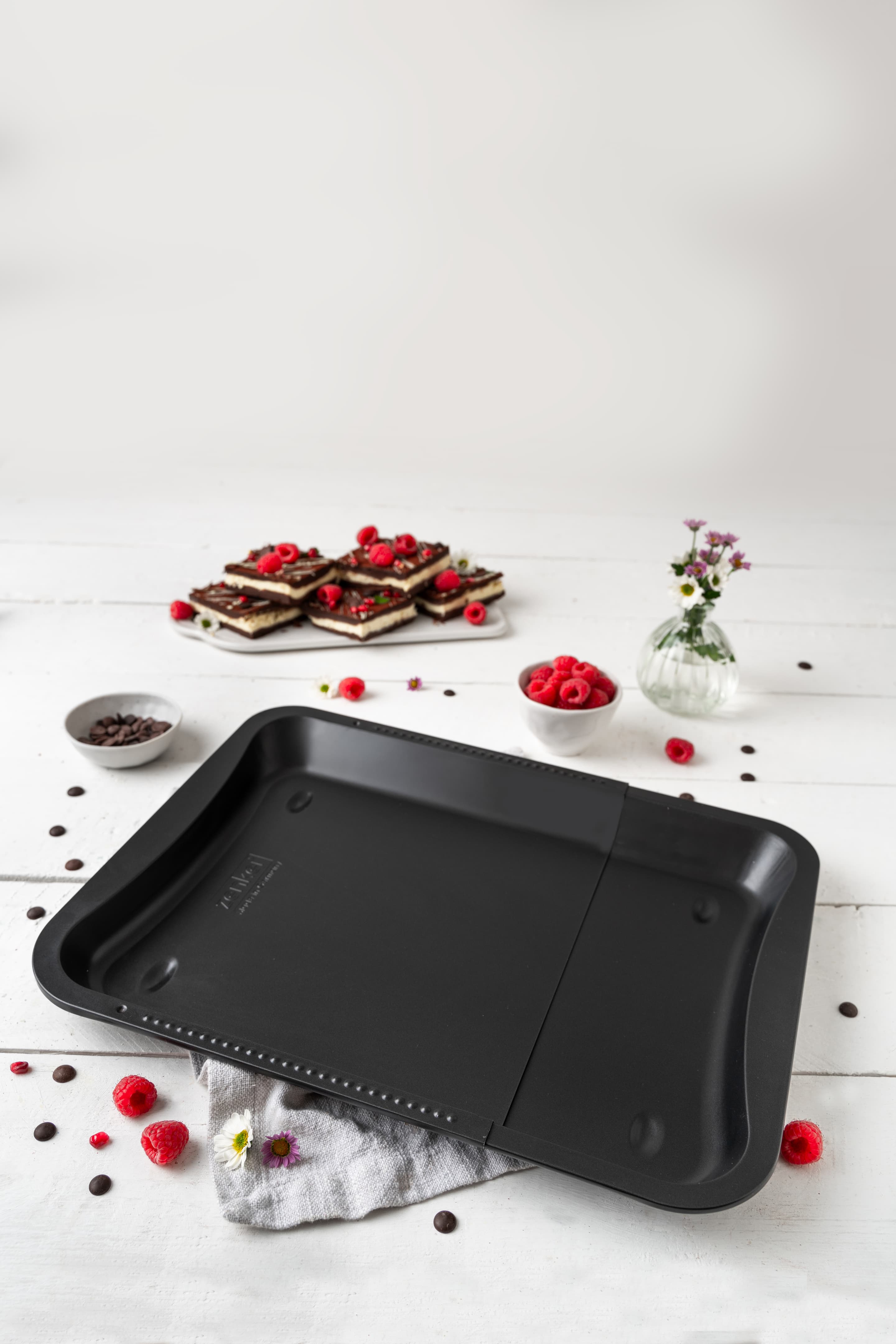 Produktbild zenker Perfect Black+ Herdbackblech 34,5-52x33x3cm 3 von 3