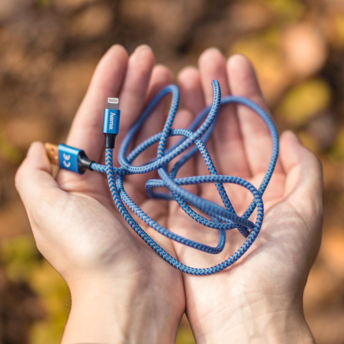 Produktbild HAMA Ladekabel"Reflective", USB-A - Lightning, 1,5 m, Nylon, Blau 3 von 3