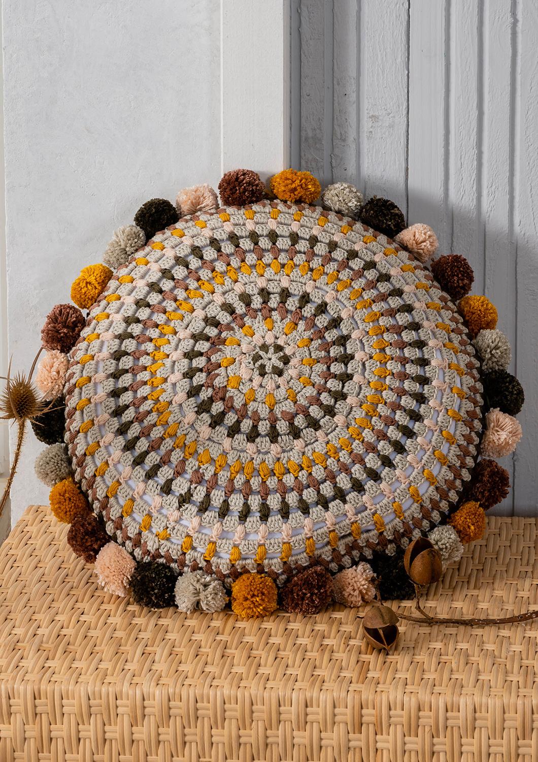 Produktbild Anchor Häkel Set Mandala Kissen Natural 2 von 2