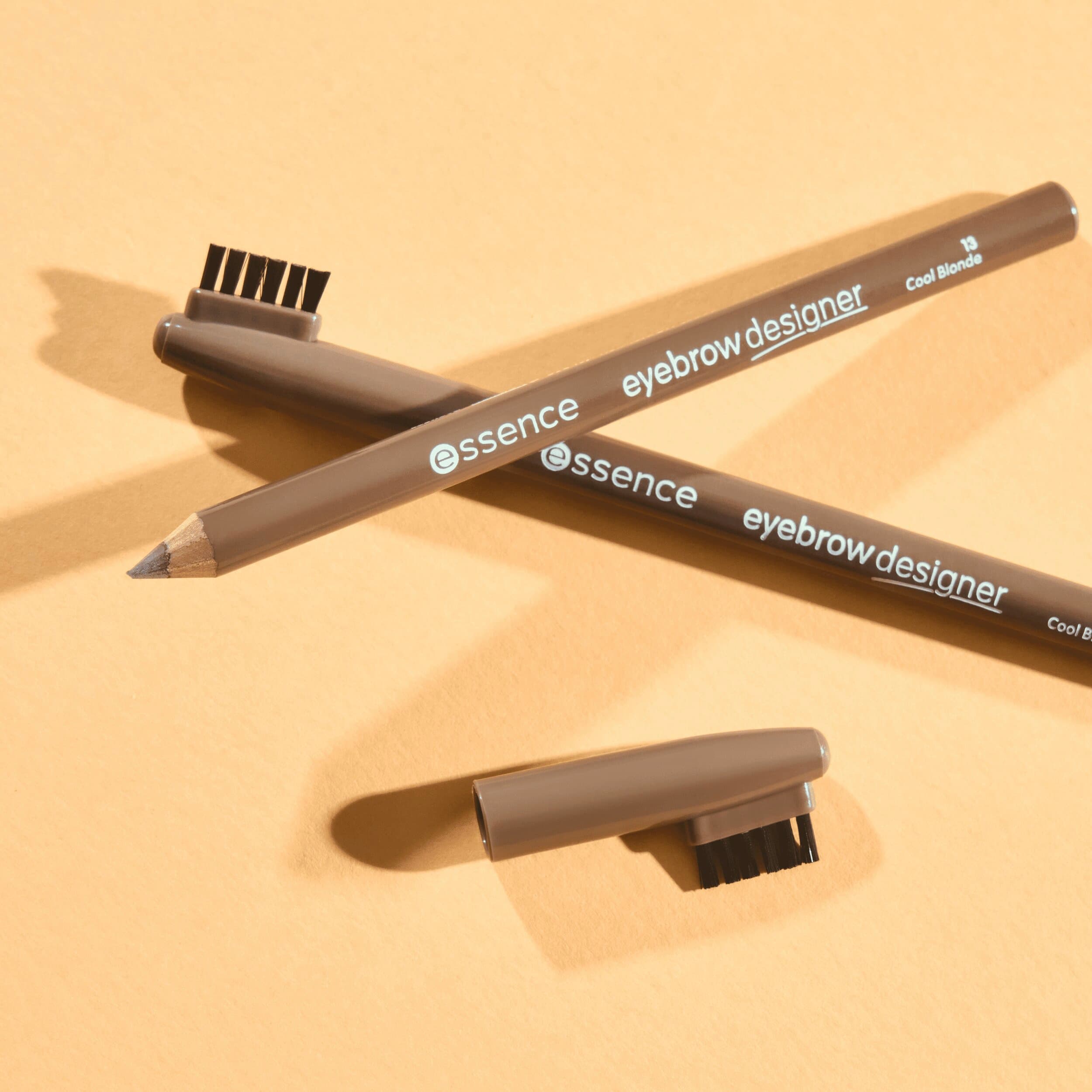 Produktbild essence Augenbrauenstift eyebrow Designer 6 von 6